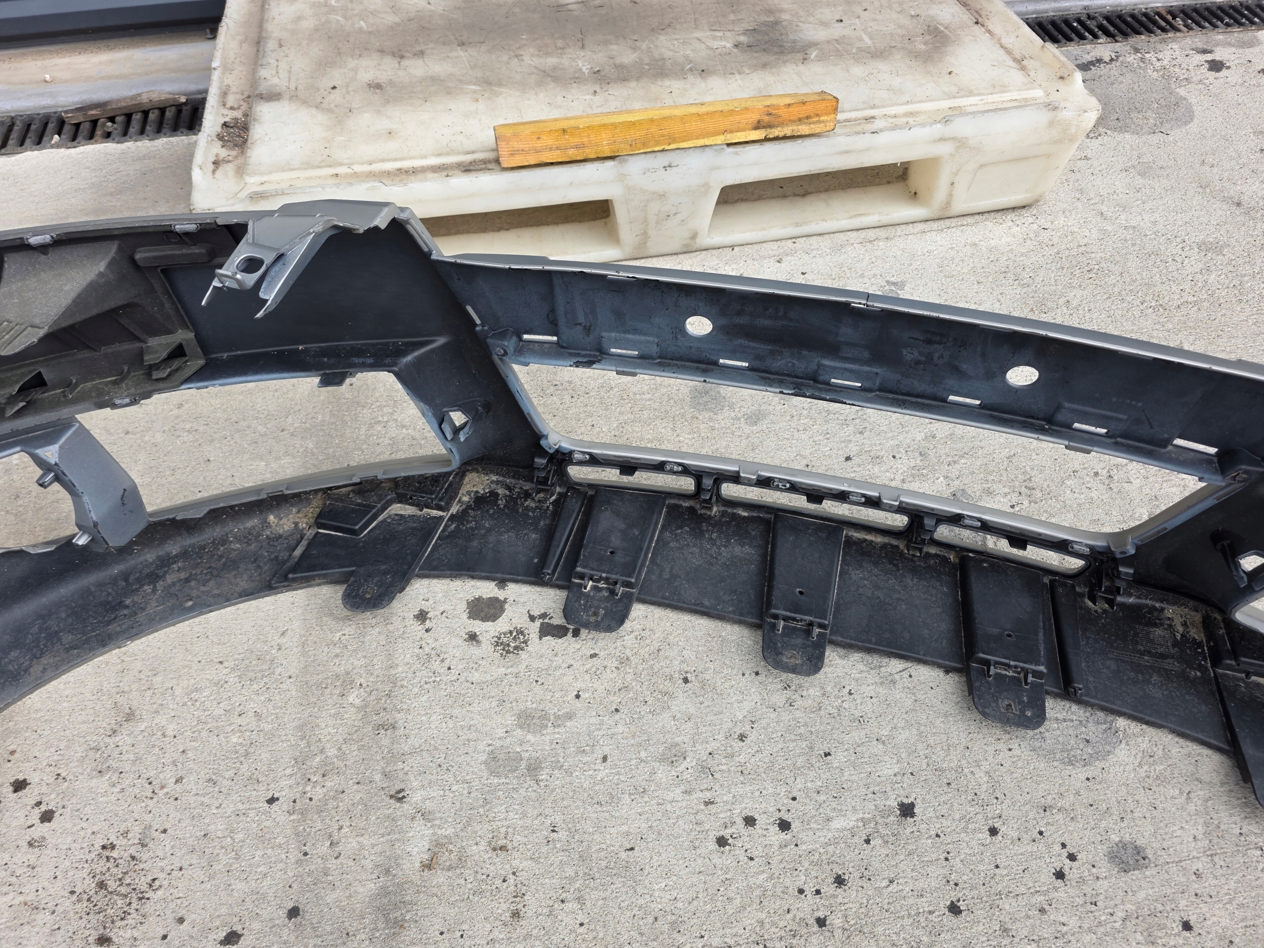 bumper front AUDI TT 8J S LINE *2* original !!!