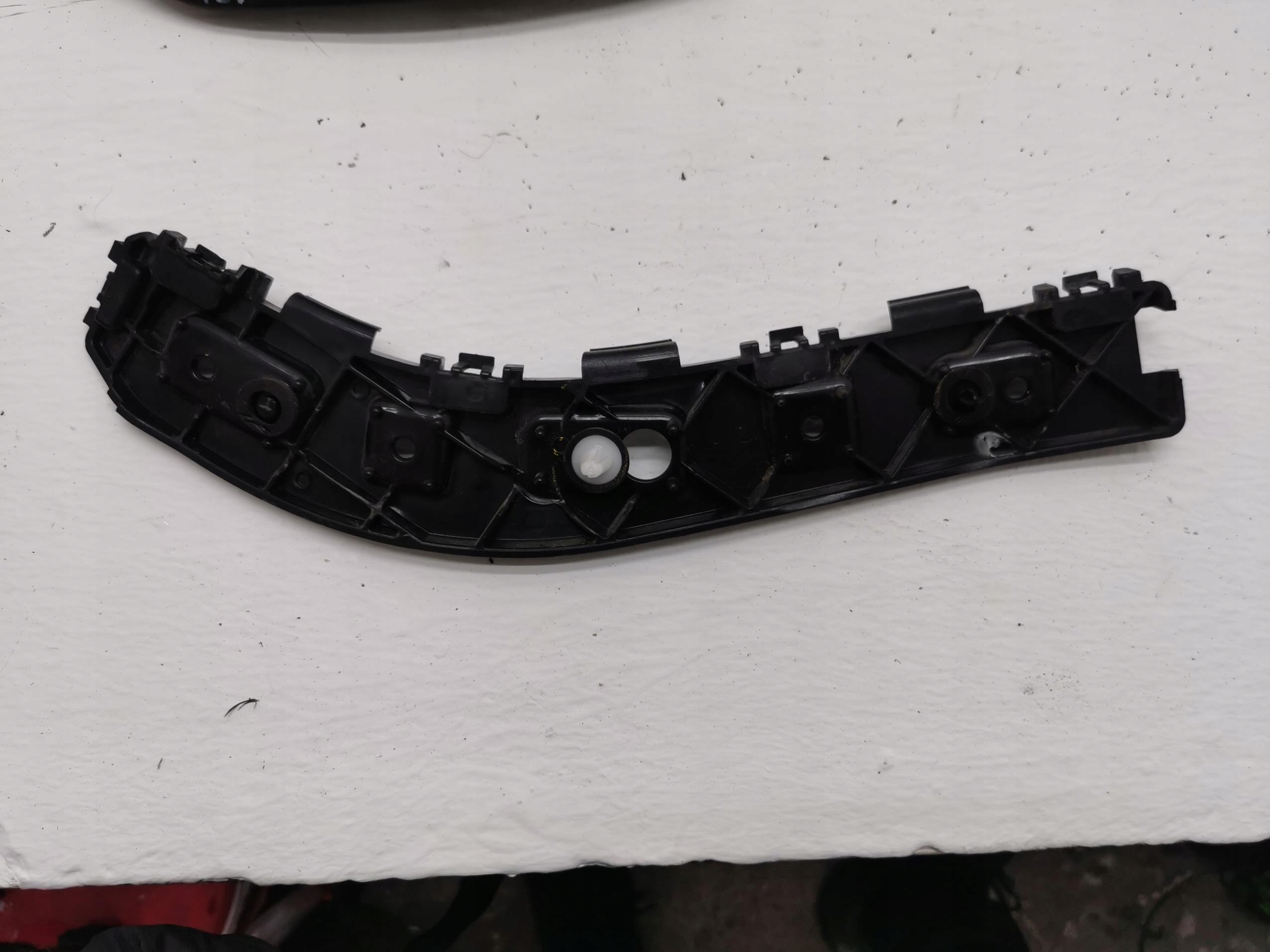 bumper bracket left rear part FORD EDGE II KT4B-17E850
