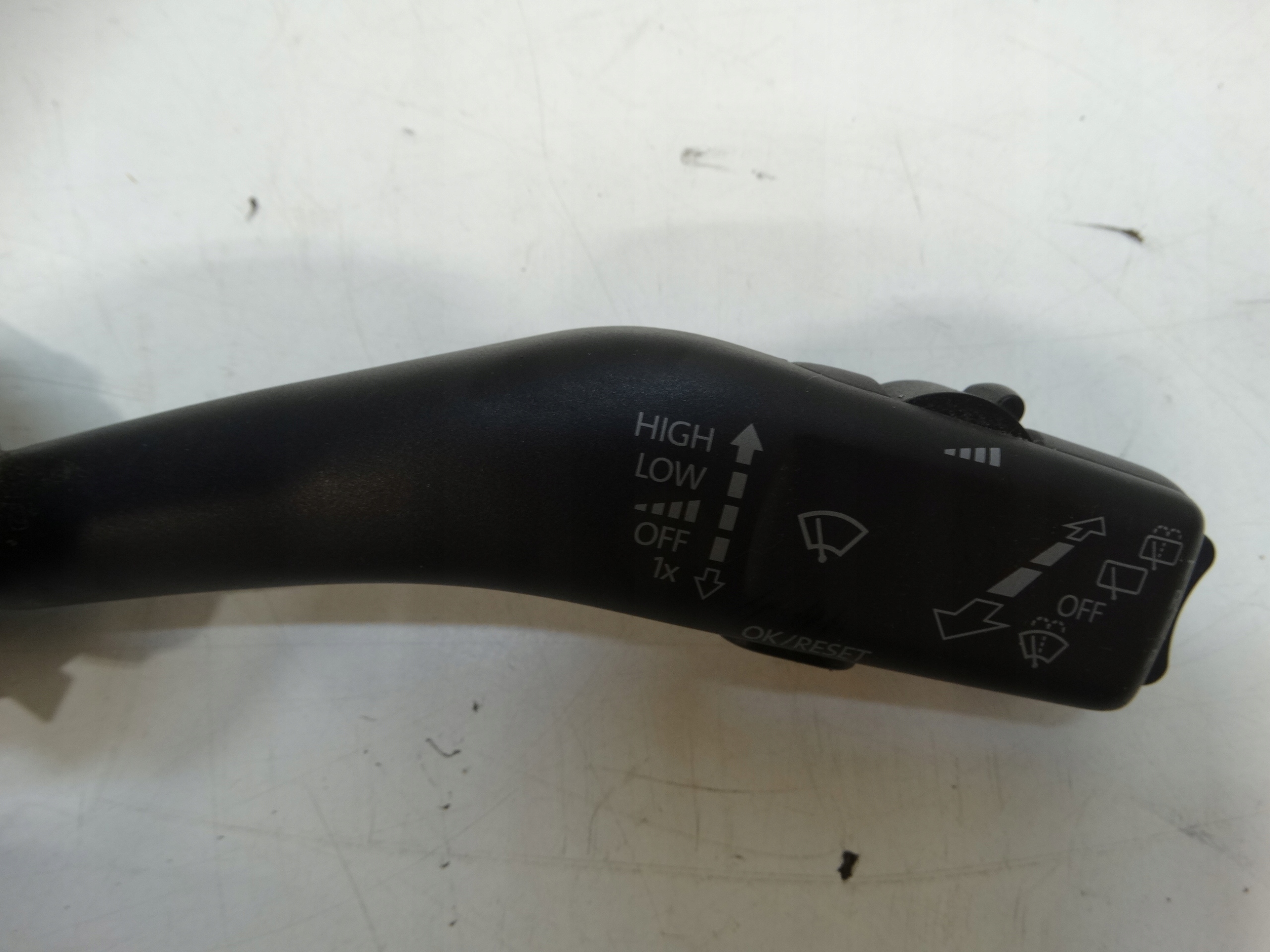 DEVIO TERGICRISTALLO TERGI SKODA OCTAVIA II 1K0953519