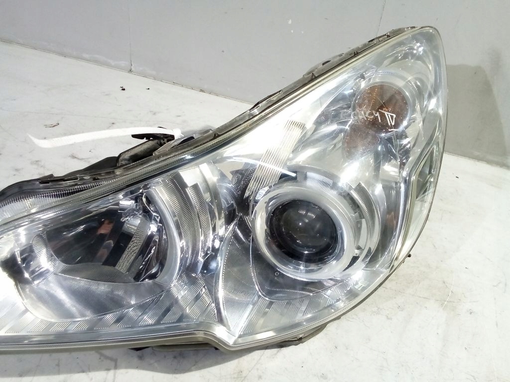 Subaru Outback IV 4 light left front Xenon EU