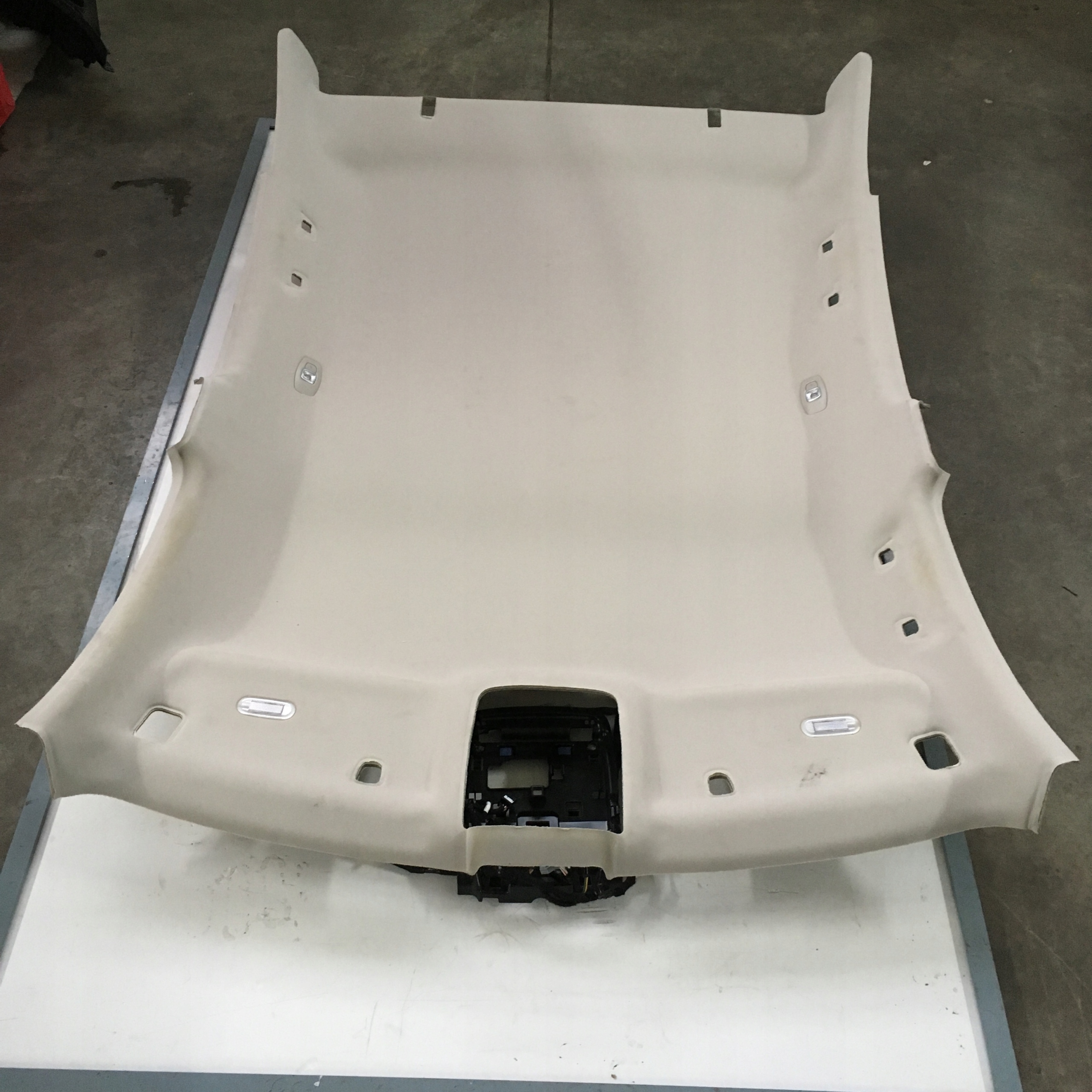 СОФІТ RENAULT TALISMAN SEDAN 739100666R