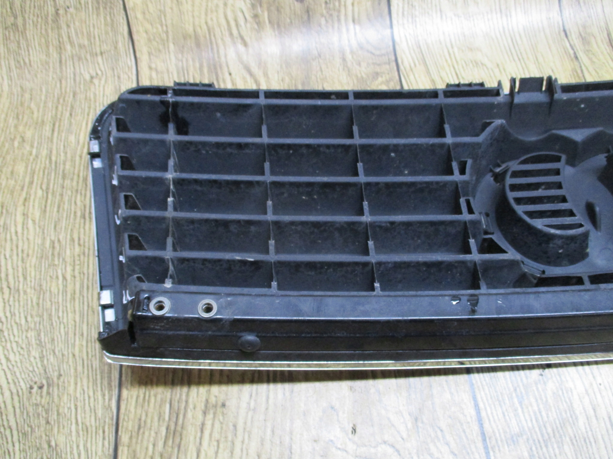 решетка радиатора A6 C5 рестайлинг 4.2 V8 4B3853651