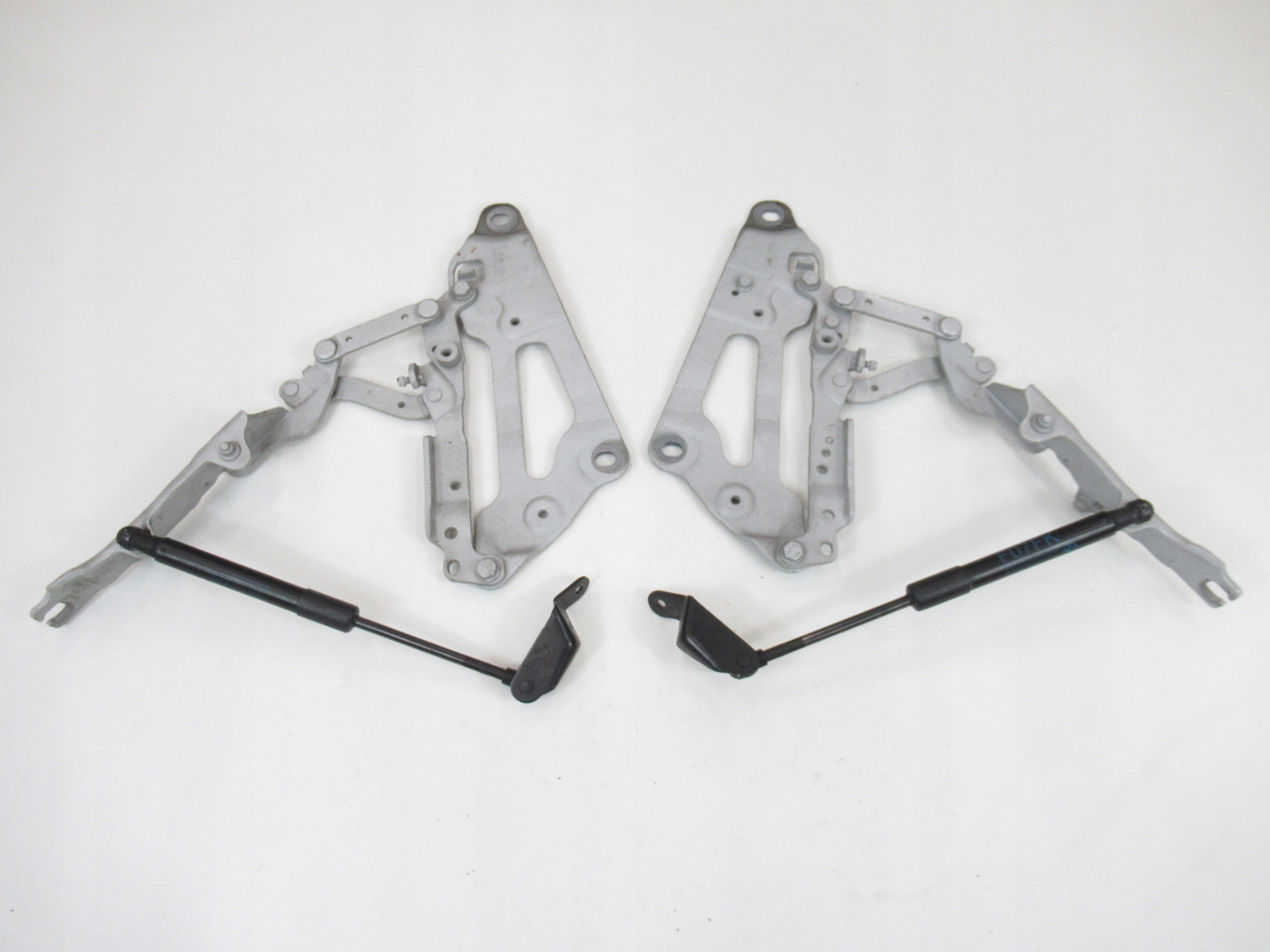 hinge bonnets right left front BMW F07 GT KOMPLET