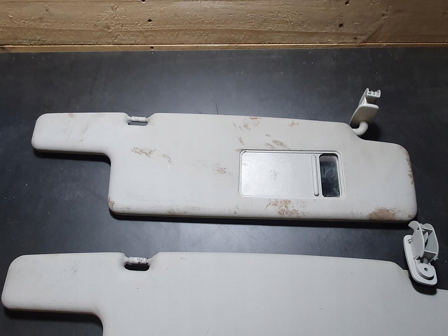 SKODA FABIA I универсал 1 под комплект 2 Штуки оригинал