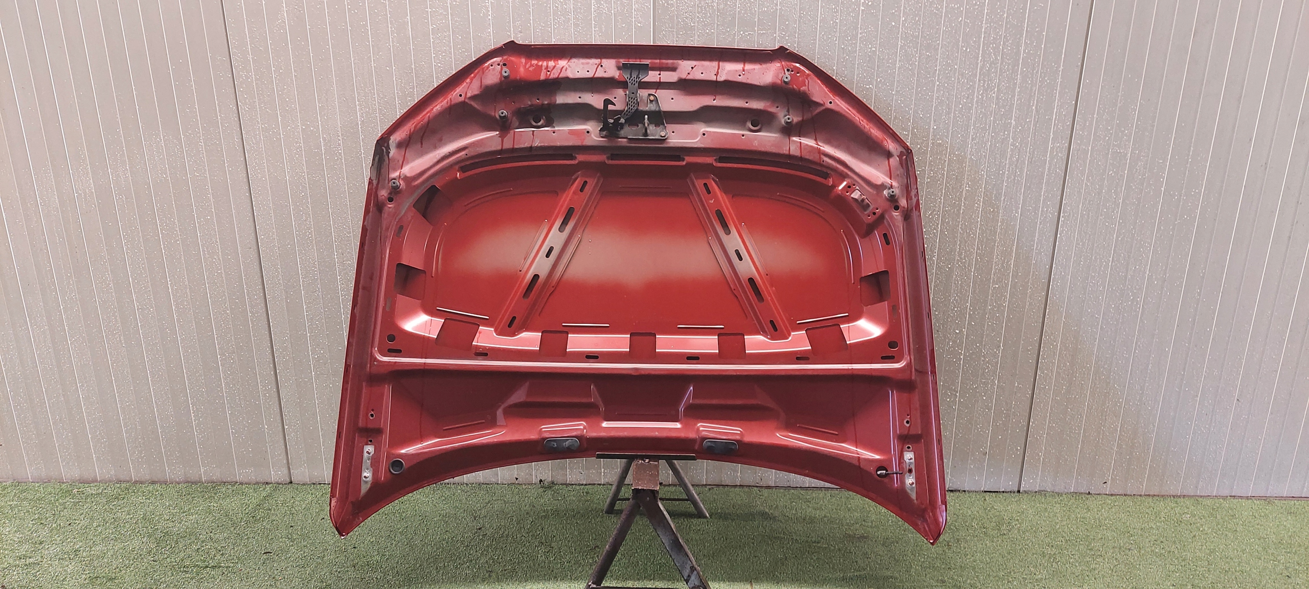 bonnet SEAT EXEO 08-13 without RDZY LAK: LS3Q