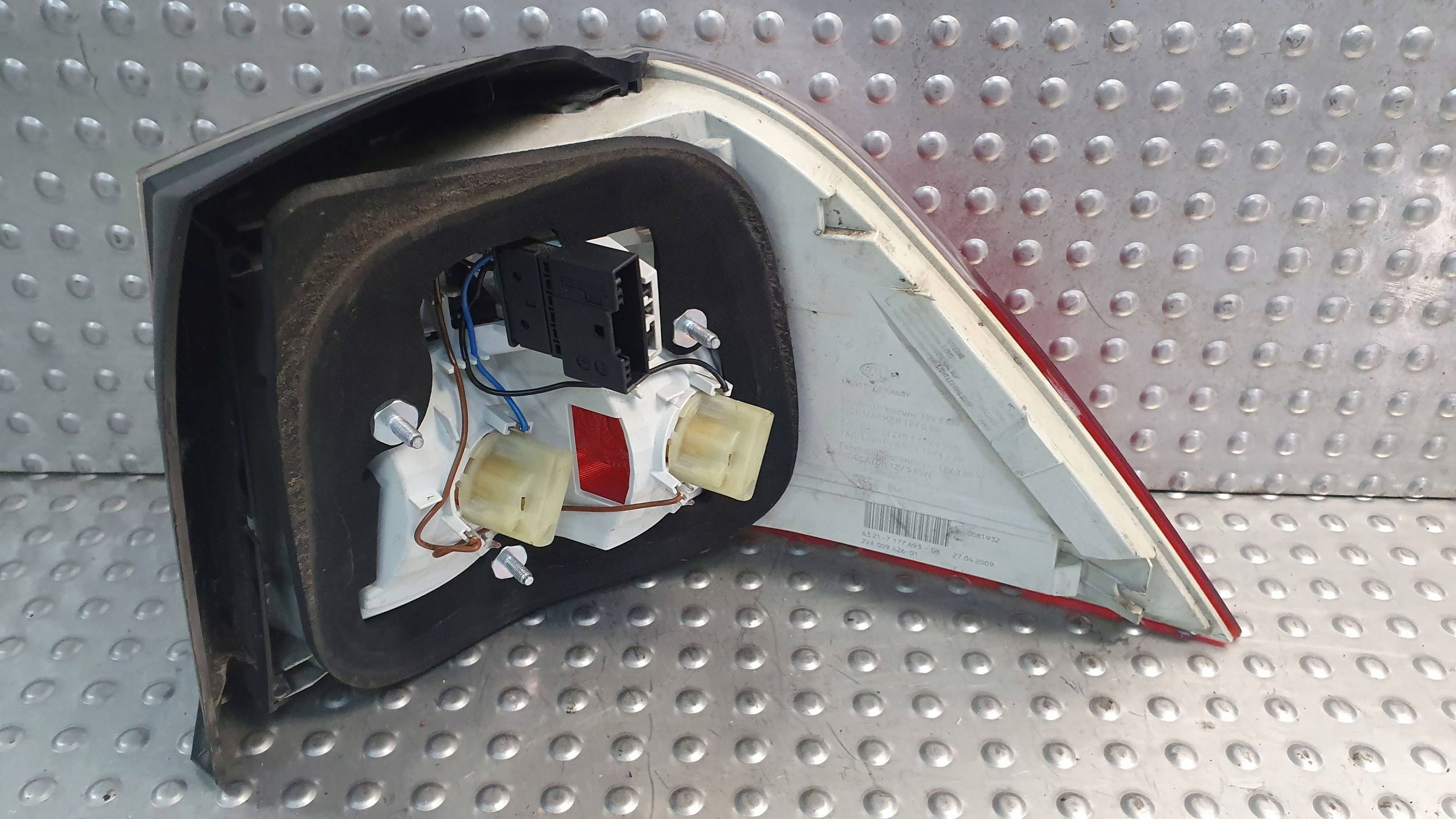 LAMPA TYŁ LEWA BMW E61 LIFT LED 7177693 07- Numer katalogowy części 7177693