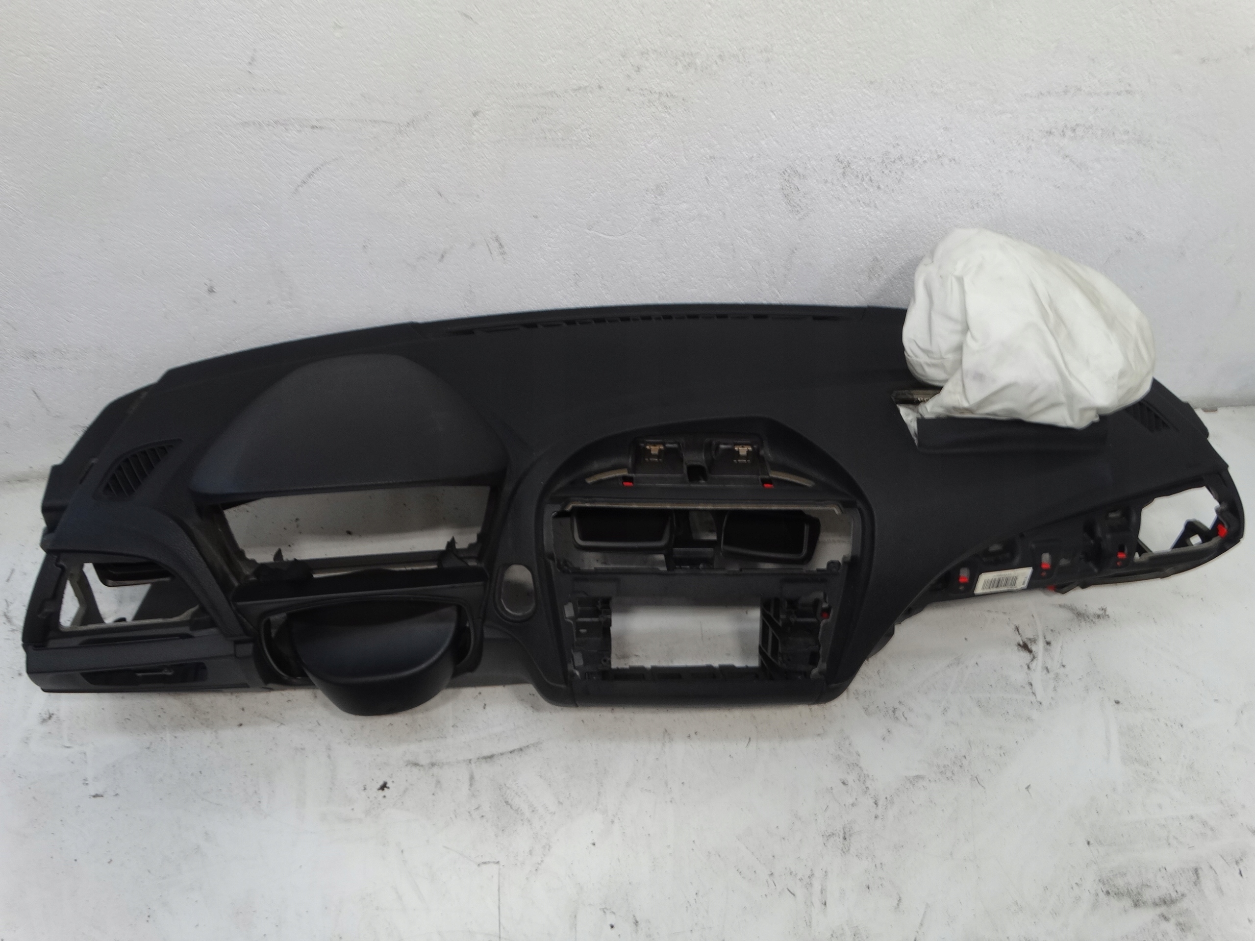 dashboard instrument panel cockpit console airbag BMW 1 F20 2013R. 34089354G