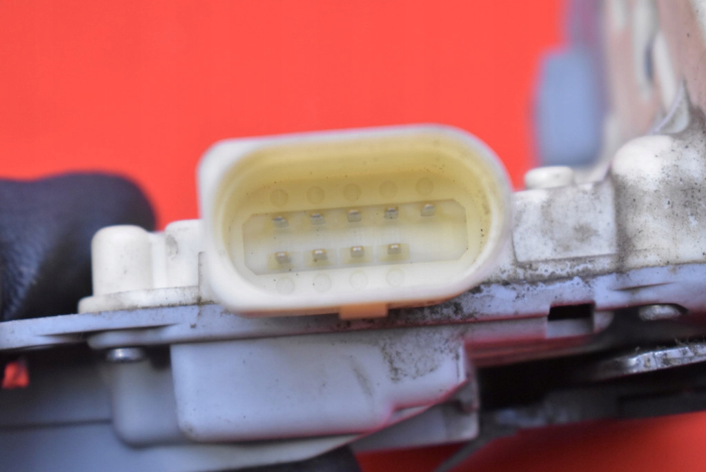 lock door left PRZO front EU 3C1837015A AUDI Q7 4L 05-09