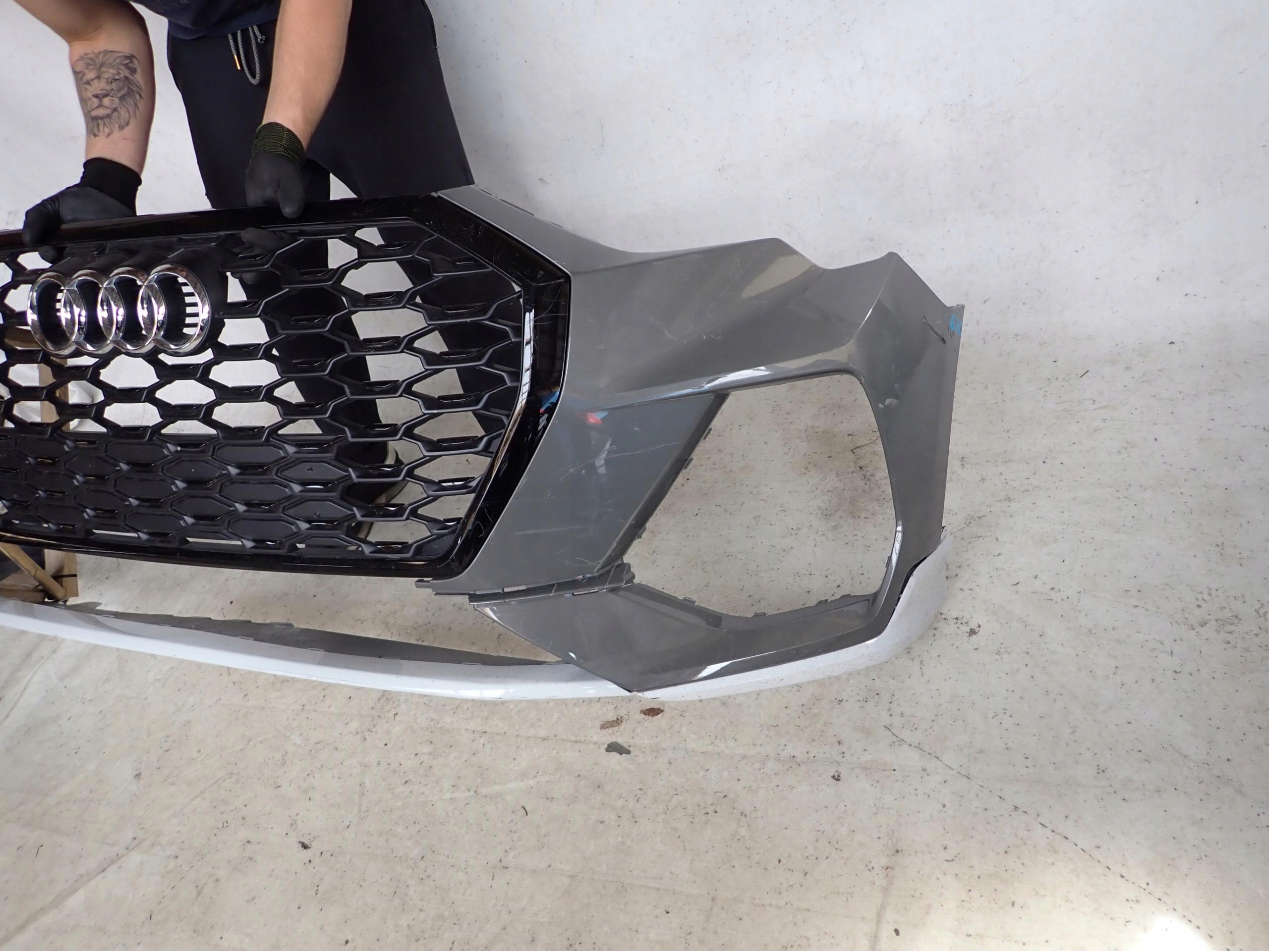 AUDI Q3 II 83A S-LINE bumper front front grill SPOILER 83A807427D