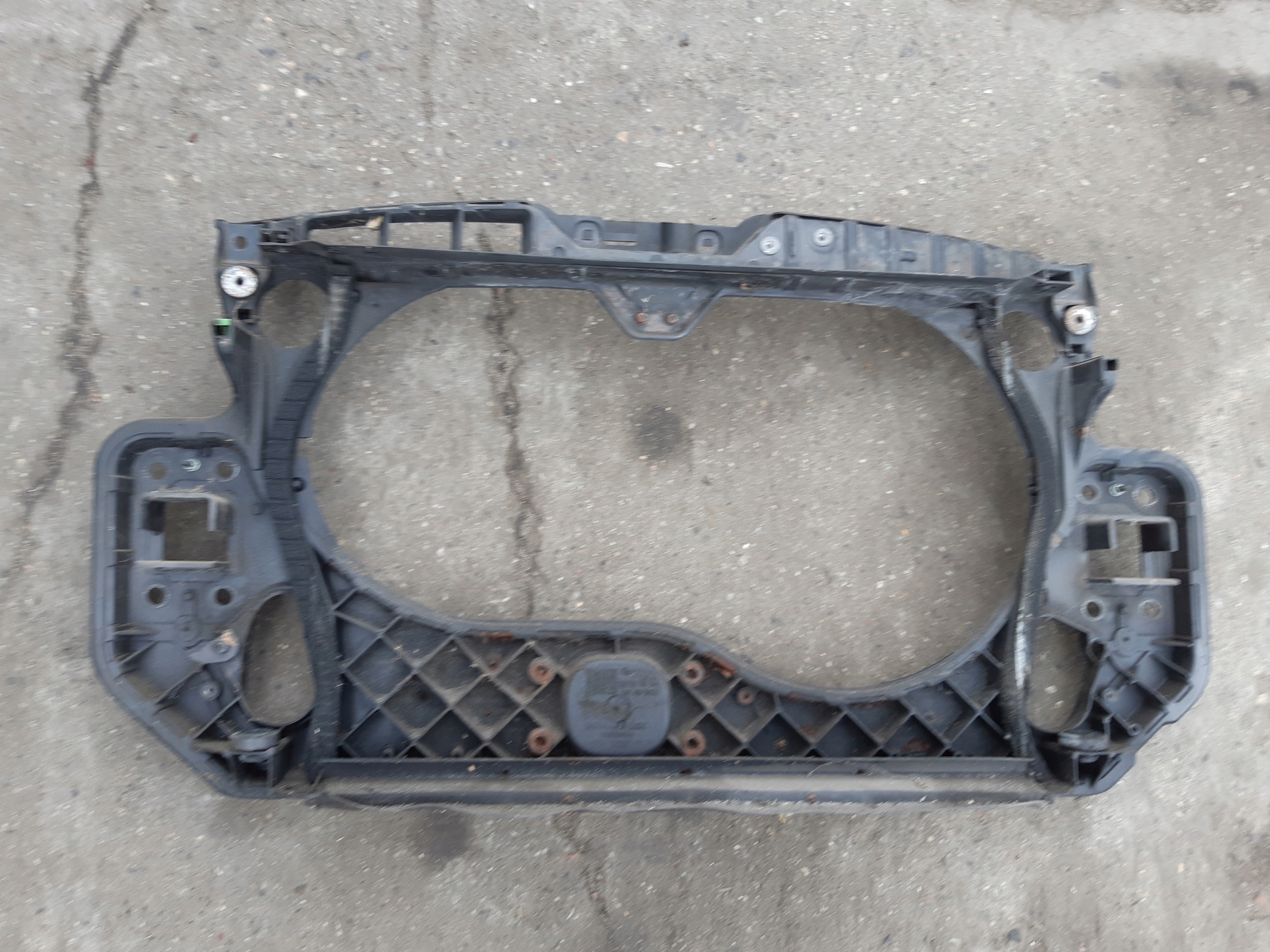AUDI A6 C6 2.0 TDI support panel for radiators pillar iron frame