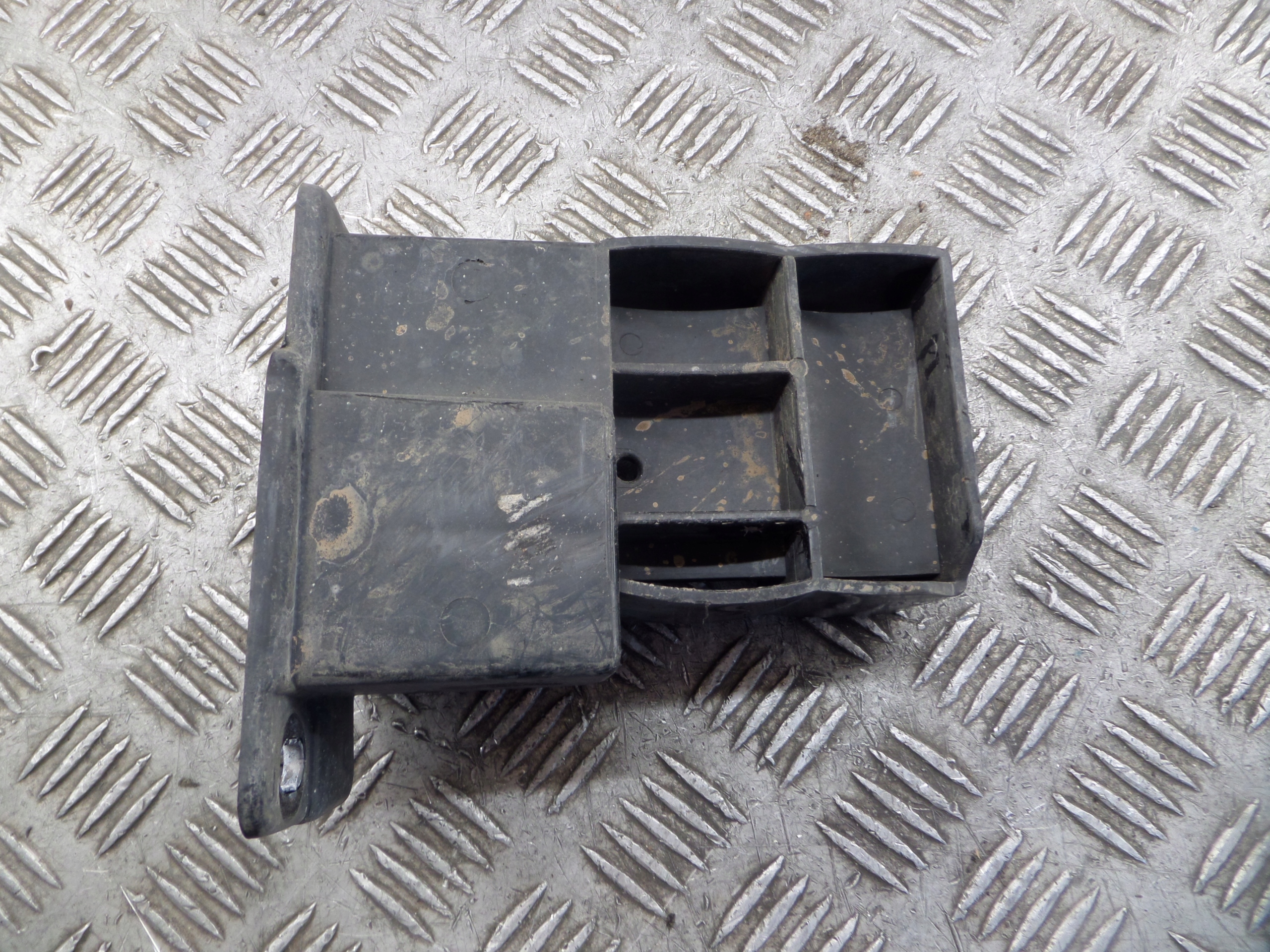RENAULT CLIO IV CAPTUR beam tip left front 620920254R