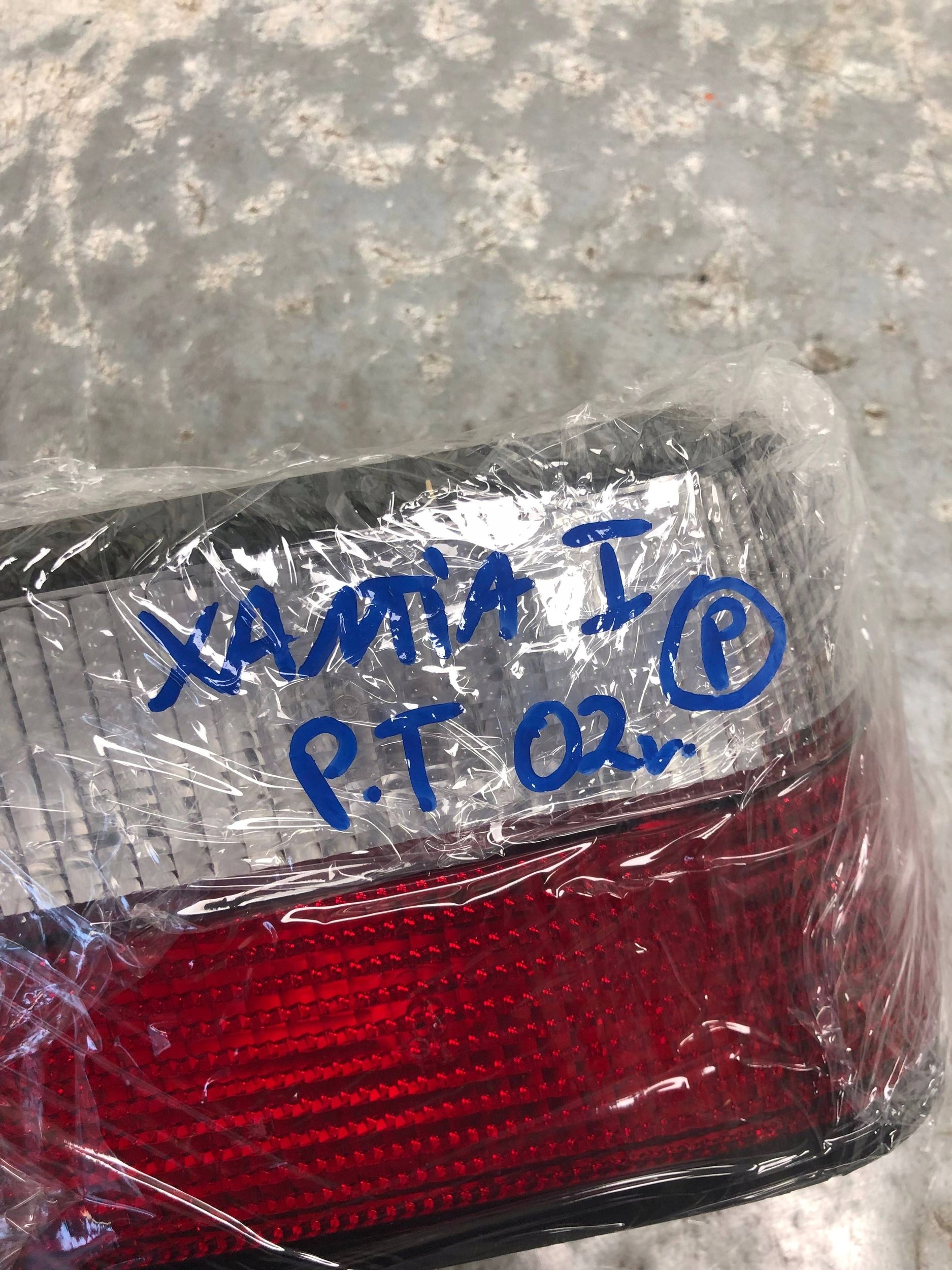 light right rear part CITROEN XANTIA 6351K0