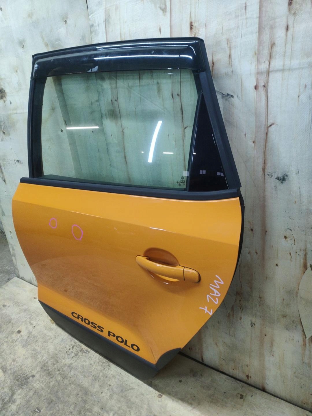 door rear part left side Volkswagen CrossPolo 5 2014