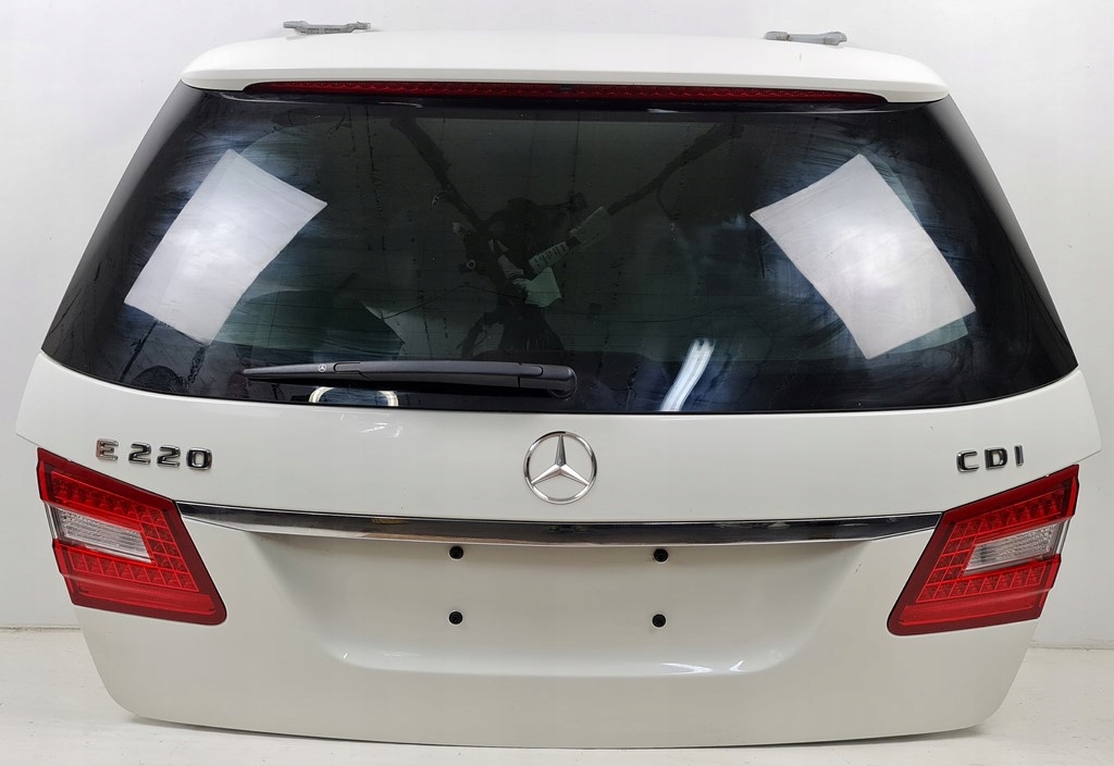 KLAPA TYLNA DOCIĄG 650 MERCEDES W212 KOMBI KOMPLET