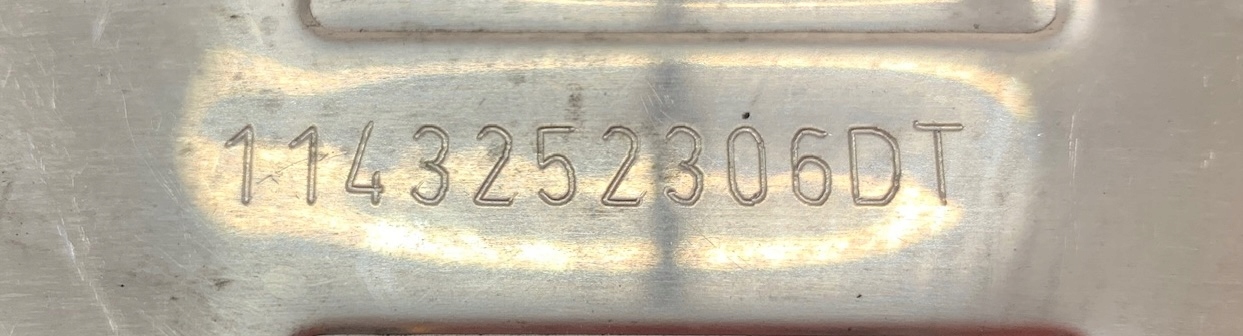 Abdeckung der Ventile links LAND ROVER 3.0 9X2Q9424EE