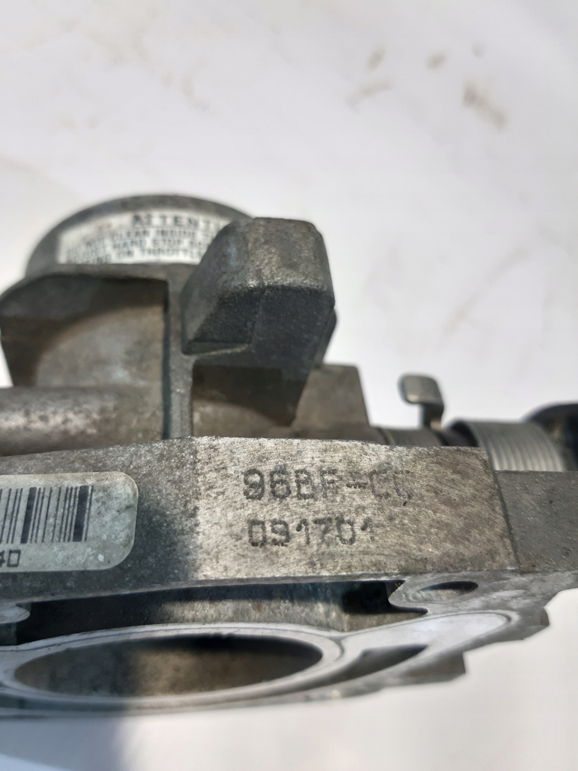 Ford KA 1.3B Valvola a farfalla OE 96BF9E927DA