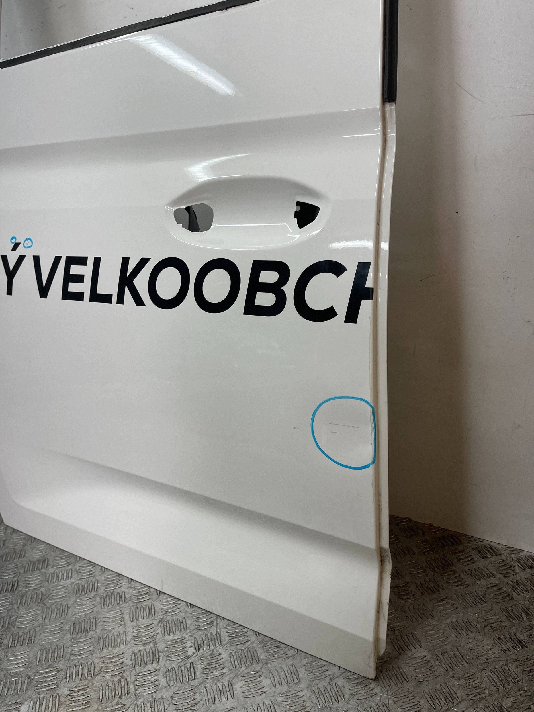 door rear part right sliding VOLKSWAGEN CADDY 2K7 20