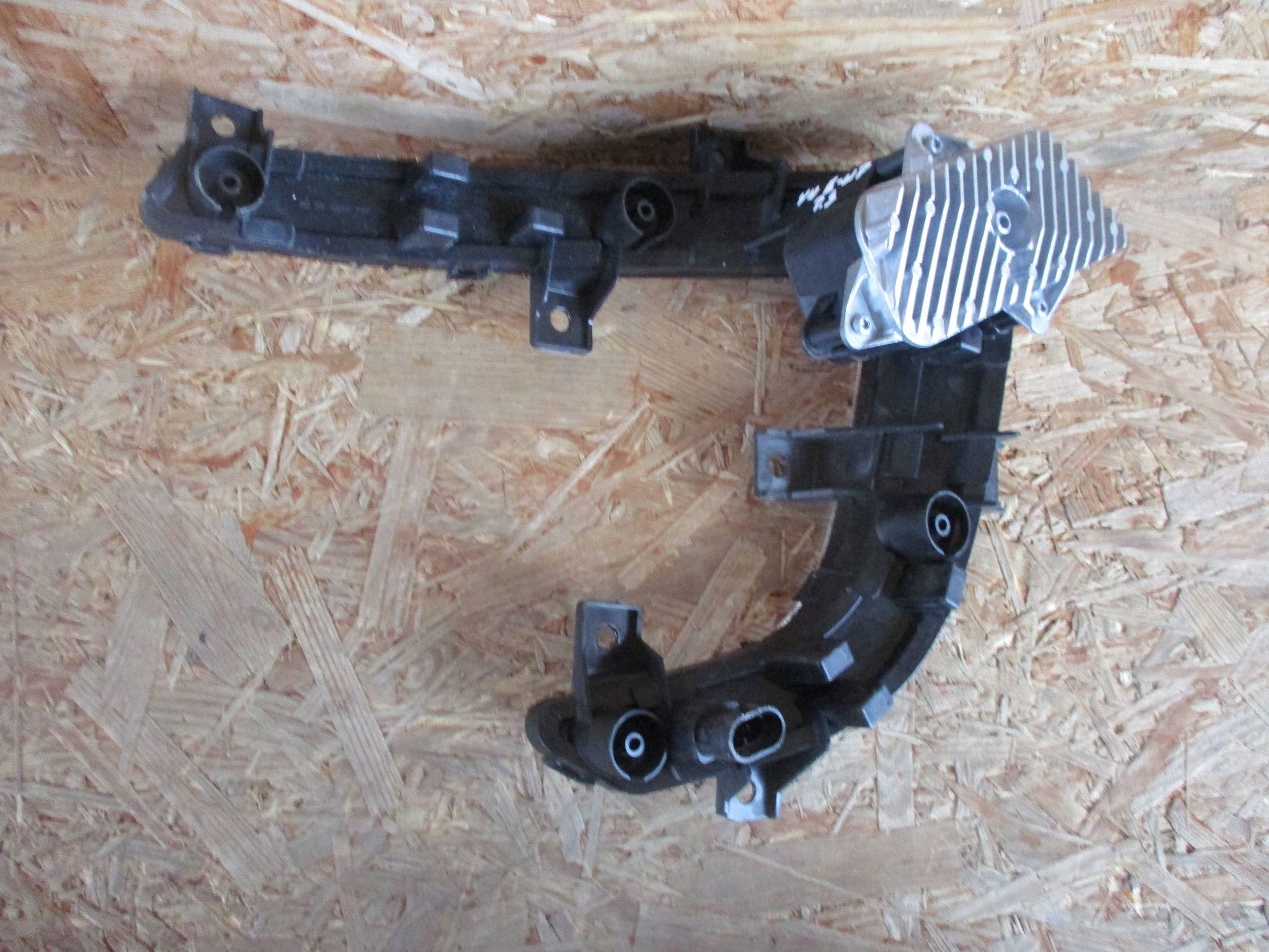 ГАЛОГЕН led правый vw