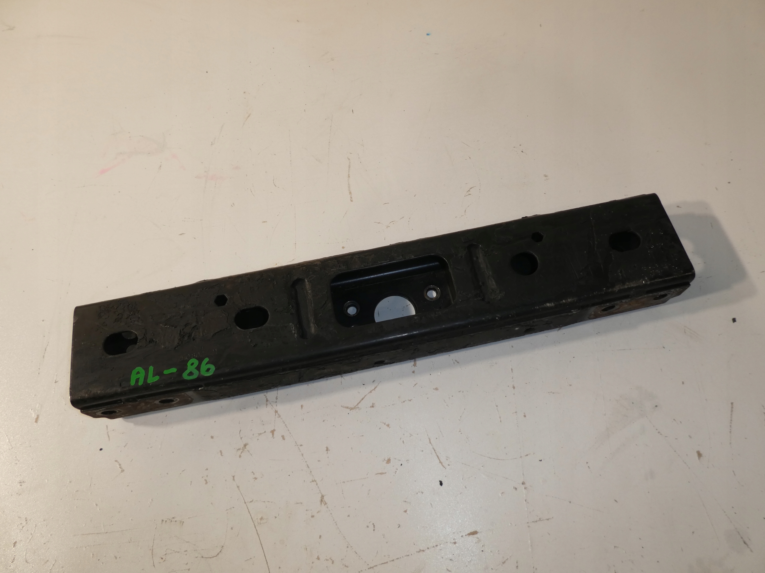 VW AMAROK SUPPORTO SUPPORTO CAMBIO INGRANAGGI 2H0802721