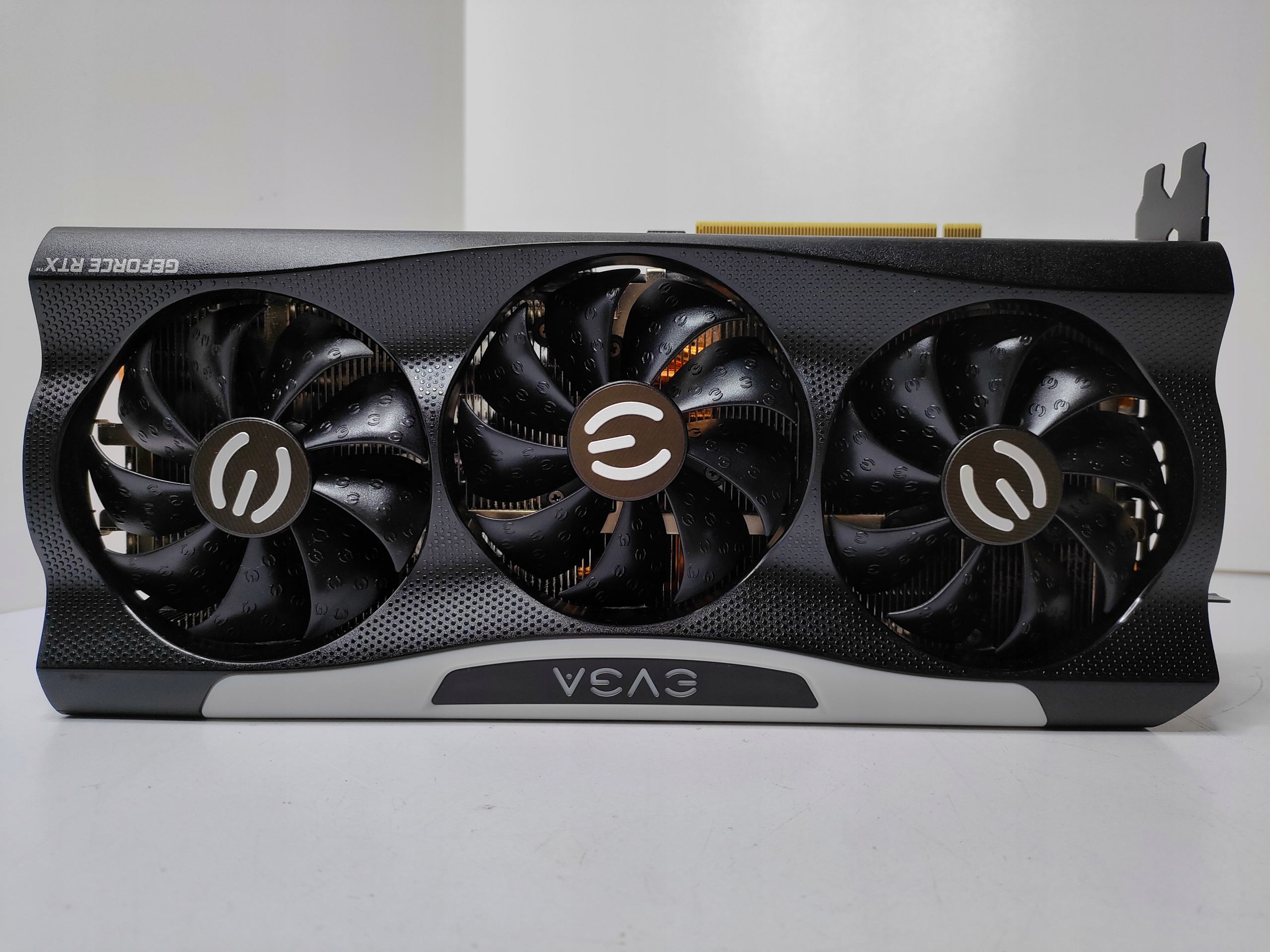 Karta graficzna EVGA GeForce RTX 3070 Ti FTW3 ULTRA GAMING