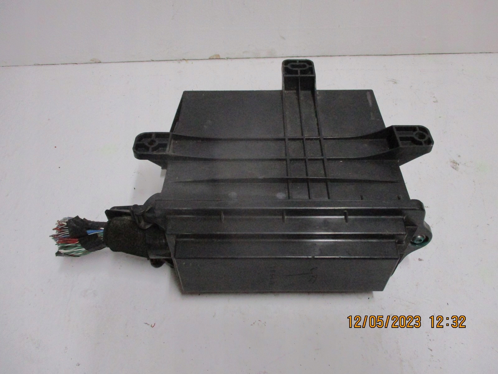 MODULE FUSIBLES TESLA X 1047043-00-C