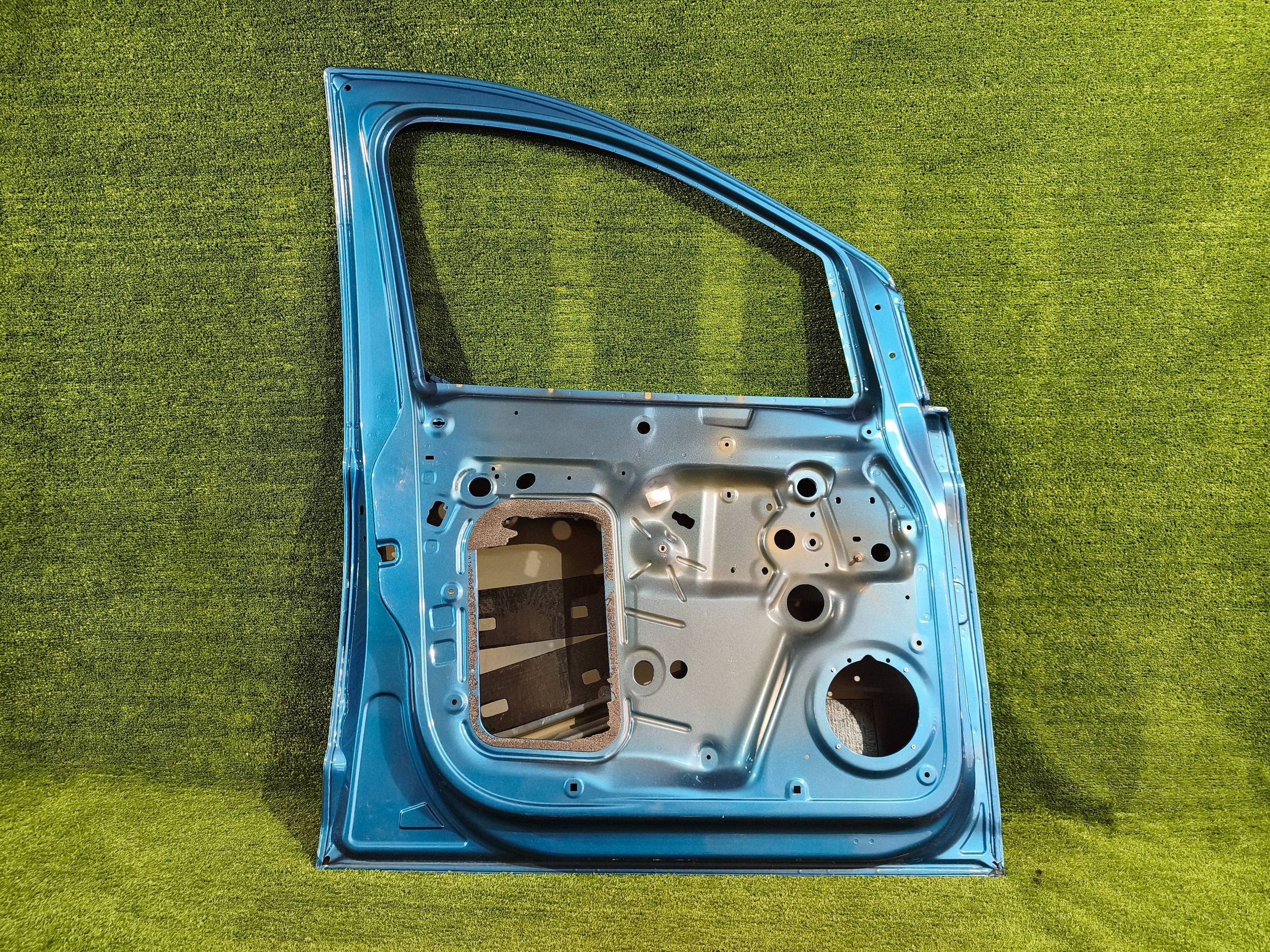 door front left left front VW CADDY 2K7 20- NR.4935
