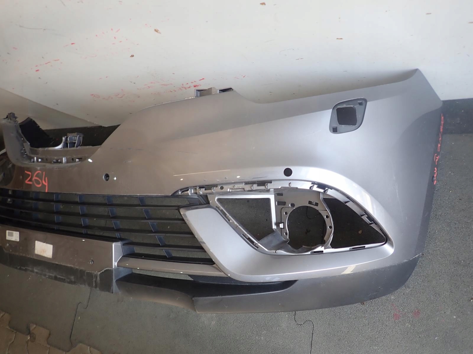 Zderzak przód przedni RENAULT SCENIC IV 2017- Producent części Renault OE