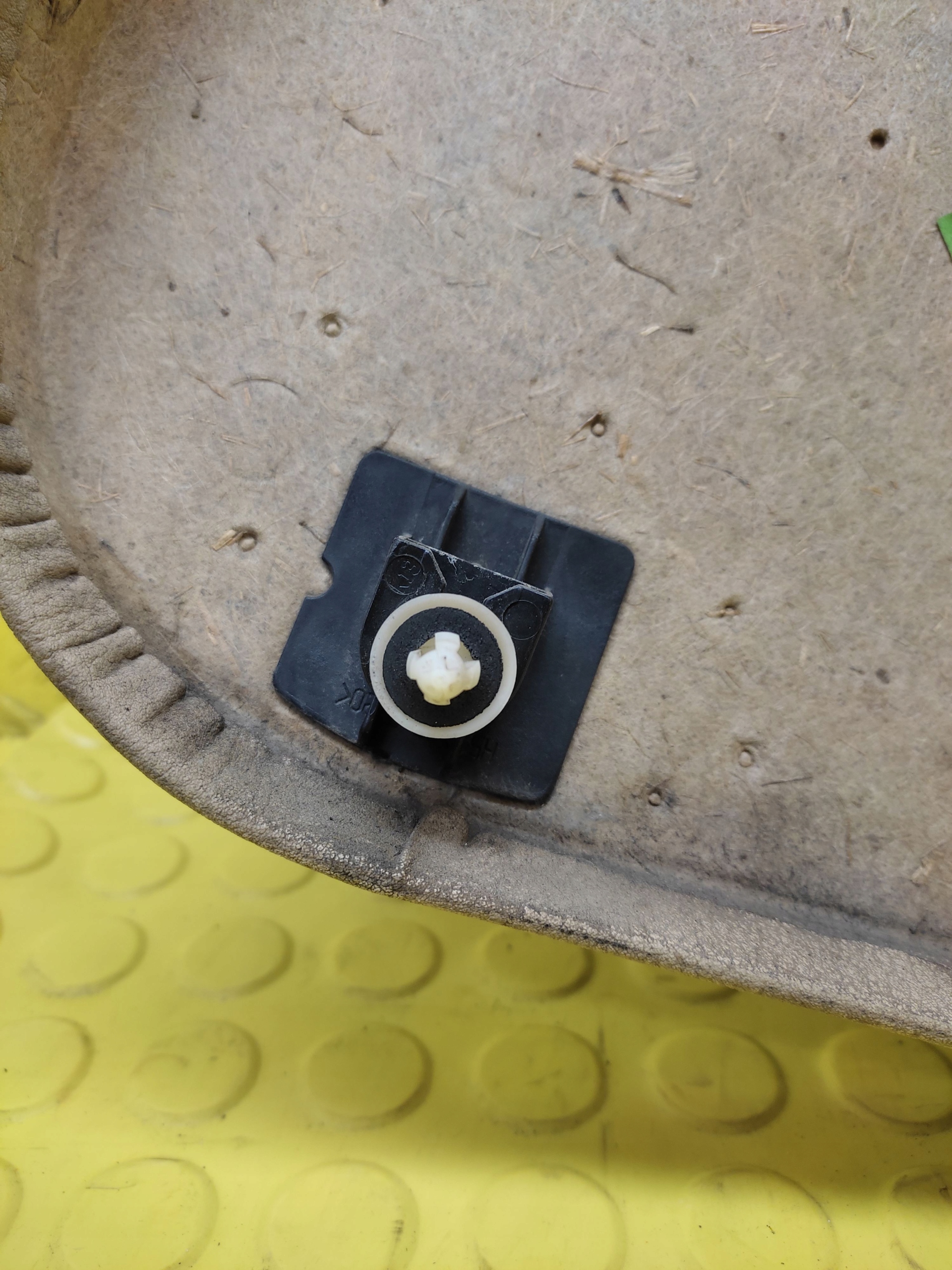 BMW E46 sedan upholstery door left rear part