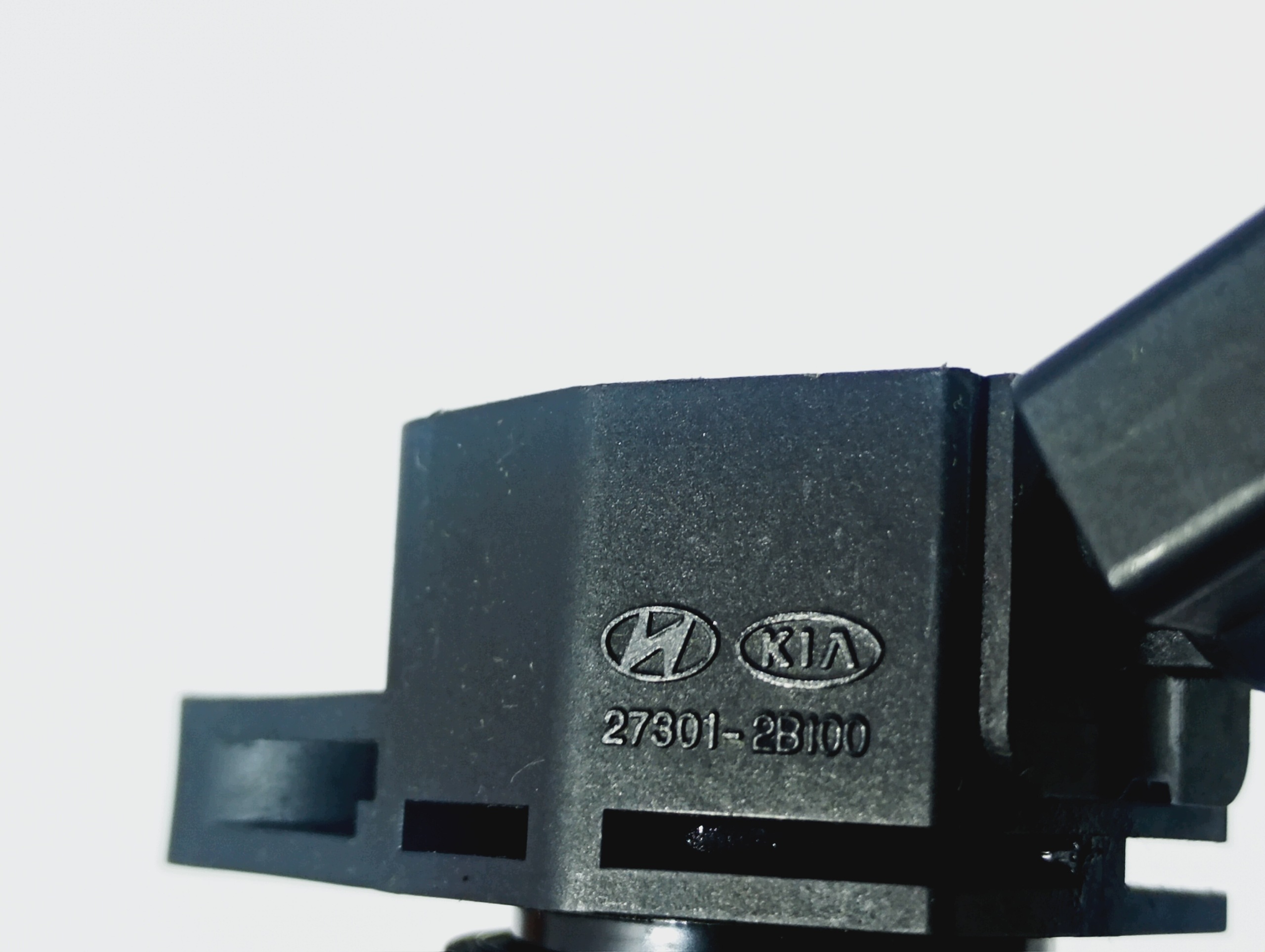 coil ignition OE 373012B100 HYUNDAI VELOSTER and 11-17