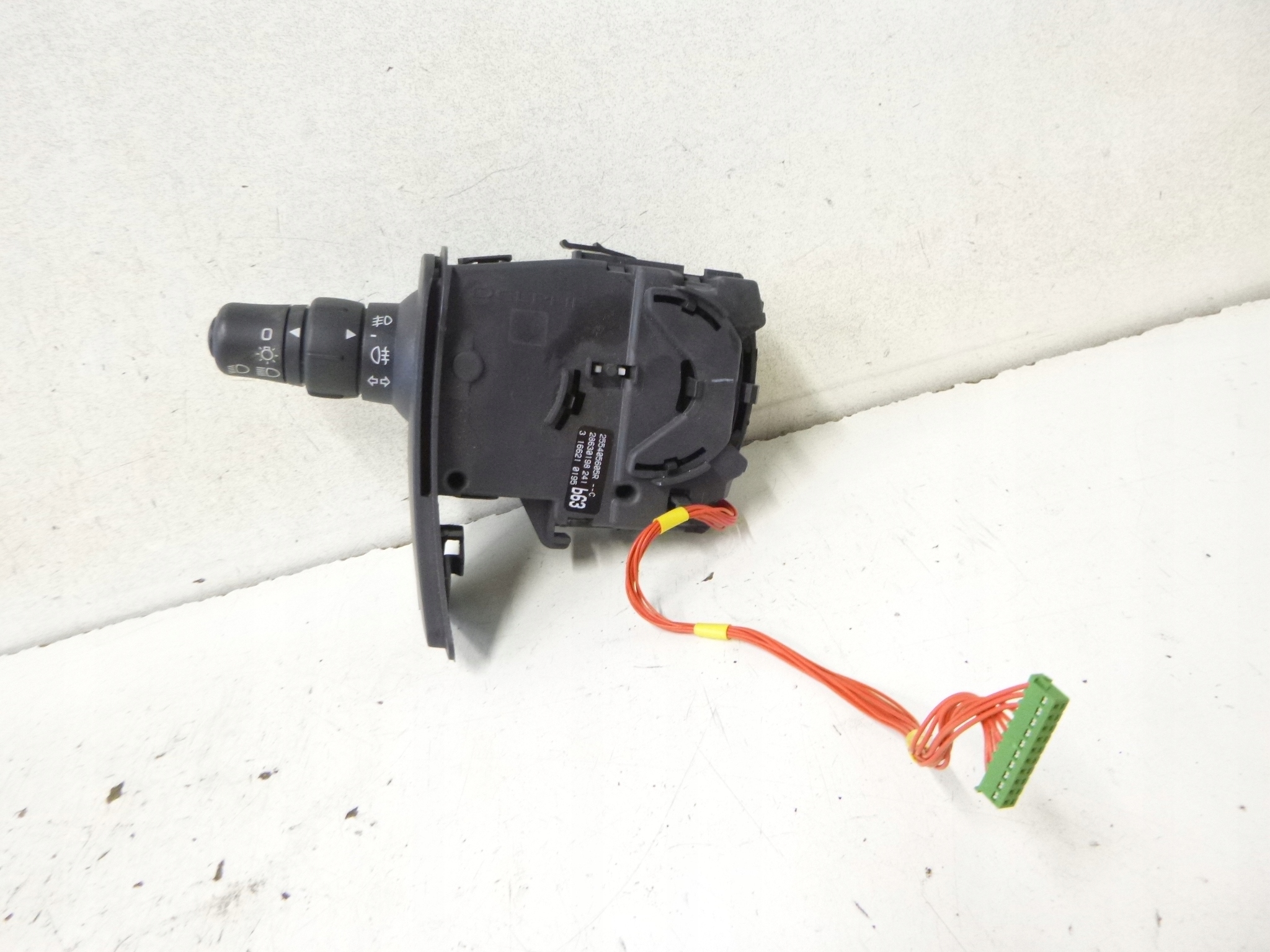 commodo indicateurs de direction Renault Kangoo 2016r. 255405605R