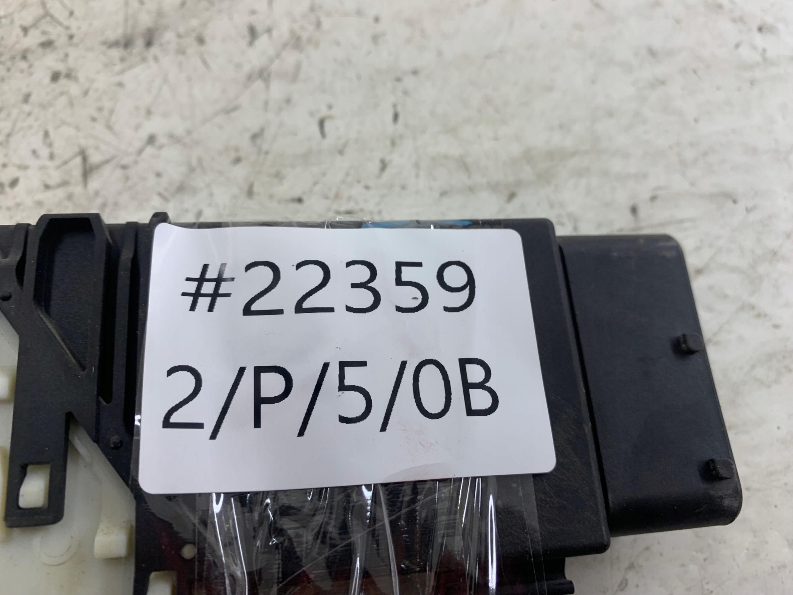 VW GOLF IV LEON and TOLEDO II mini motor windows left front 1J1959801A