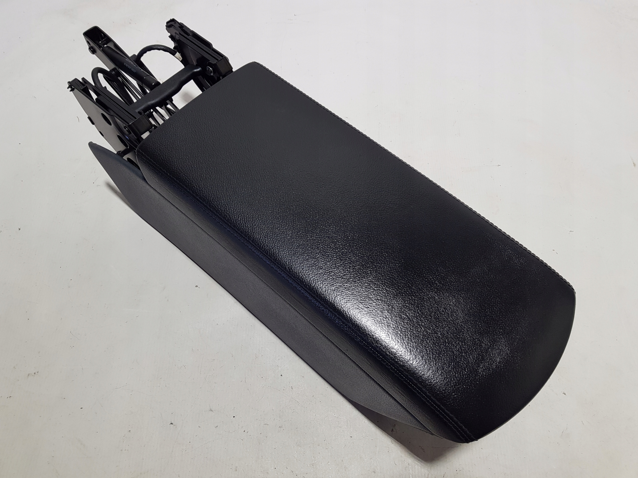 armrest TUNEL front front MERCEDES SL R230 W230