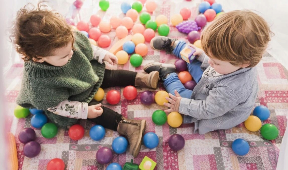 Labdák, labdák száraz medencéhez 300 db El-term Márka márkanév nélkül