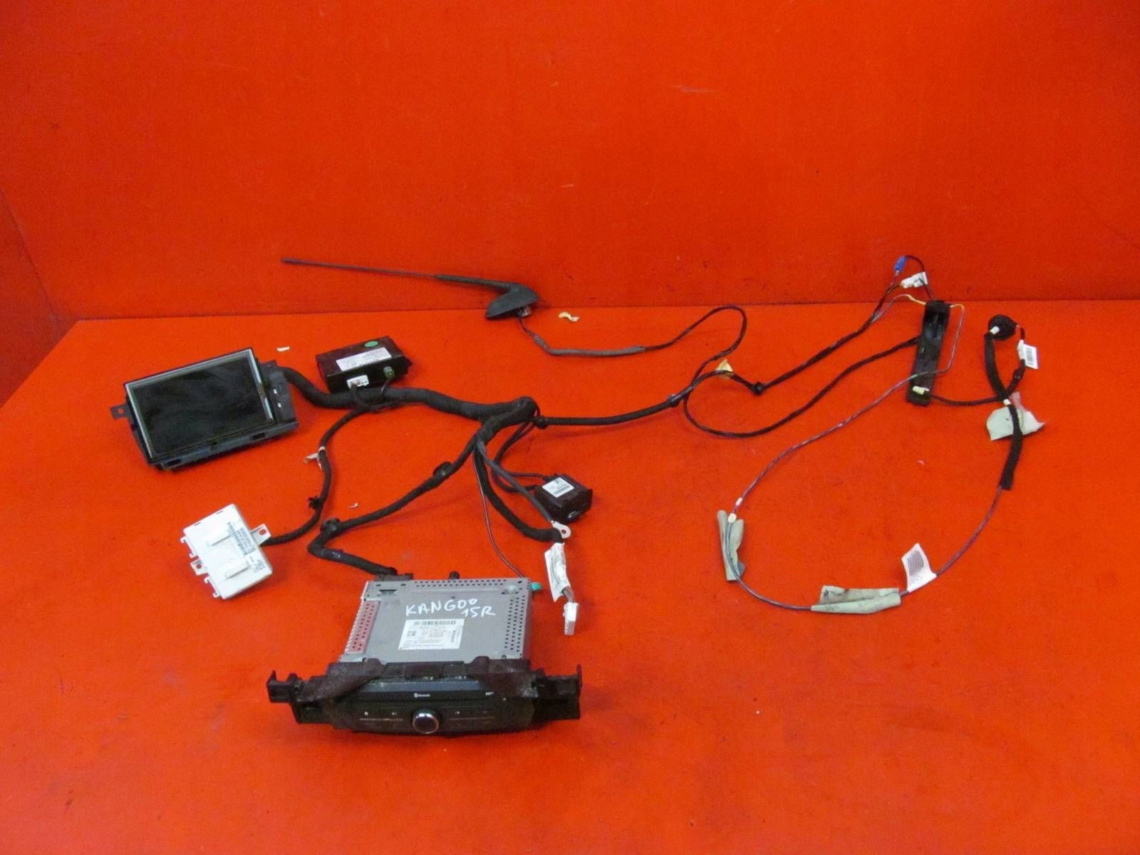 RENAULT KANGOO 2 II 3 III navigation display module GPS bundle running board