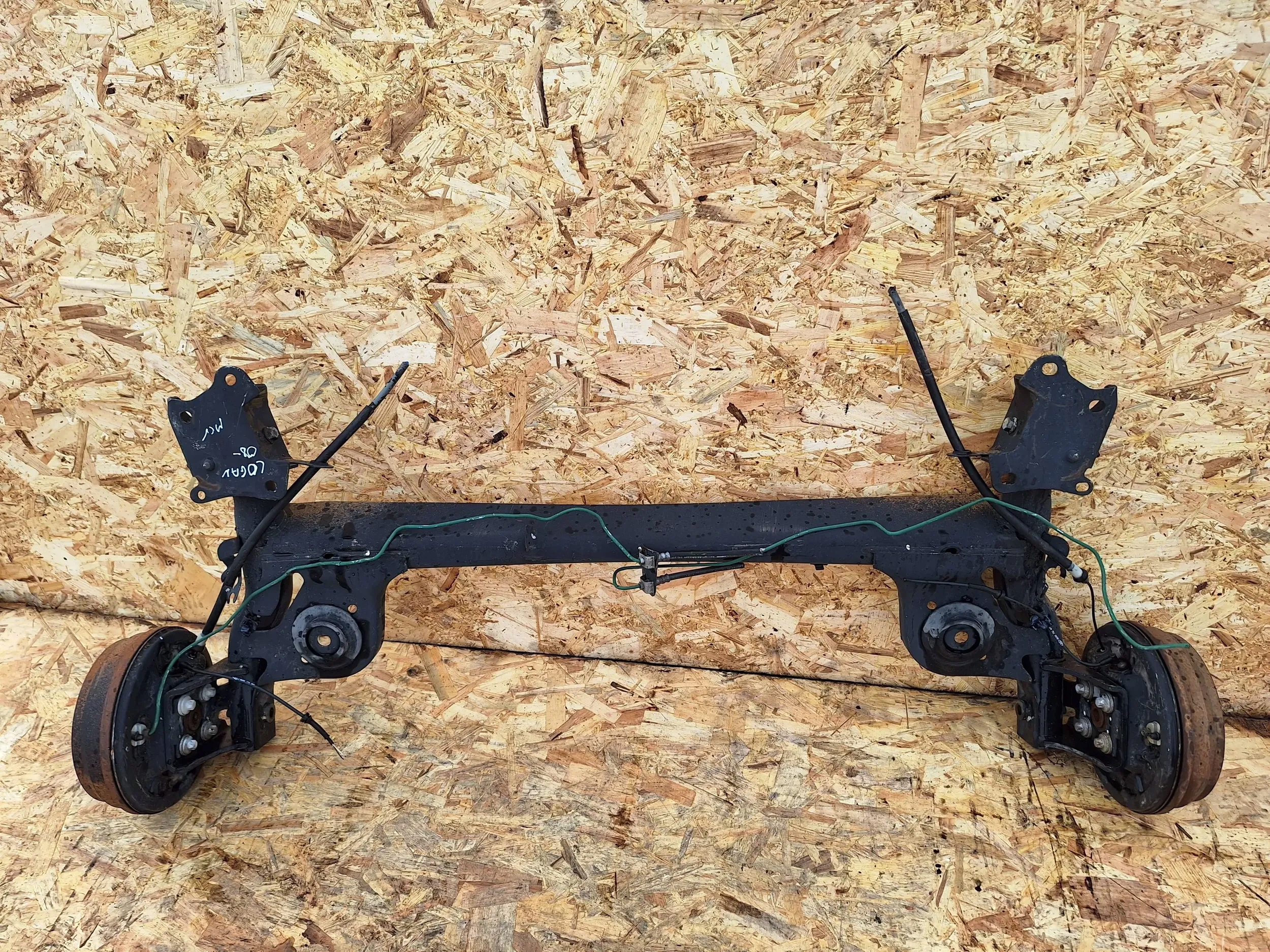 axis rear part Dacia Logan and MCV 08-12