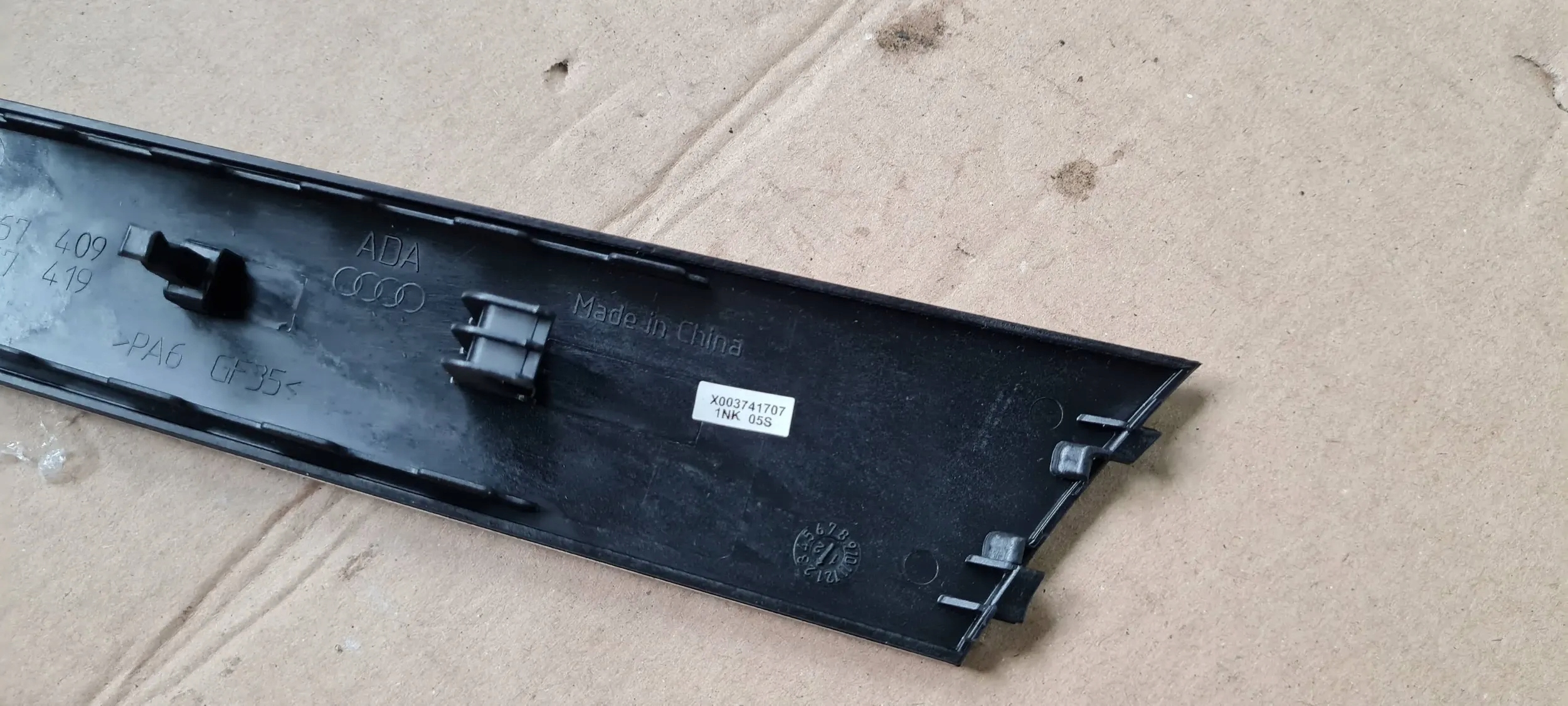 Q5 8R moulding door left front SLINE 1NK OZDOBNA