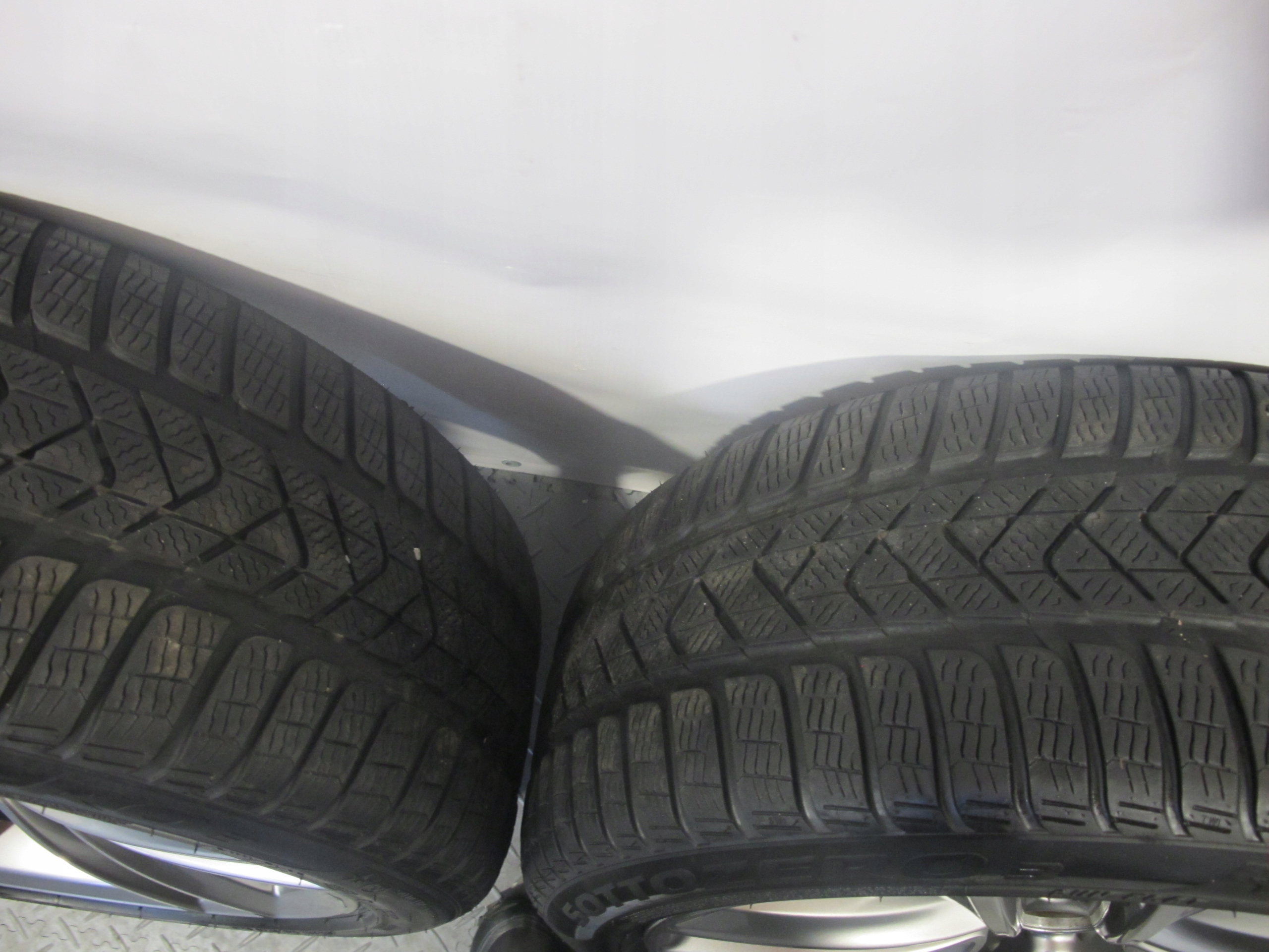 FELGI KOŁA BMW G12 G30 6881665 245/45/19 630 ZIMA Szerokość opony 245 mm