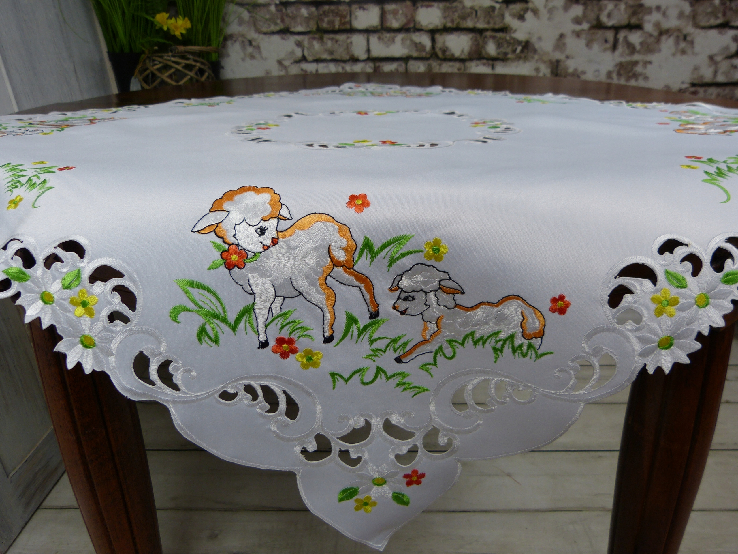 Wielkanoc serweta na święta 85x85 biała BARANEK Typ serweta (serwetka)