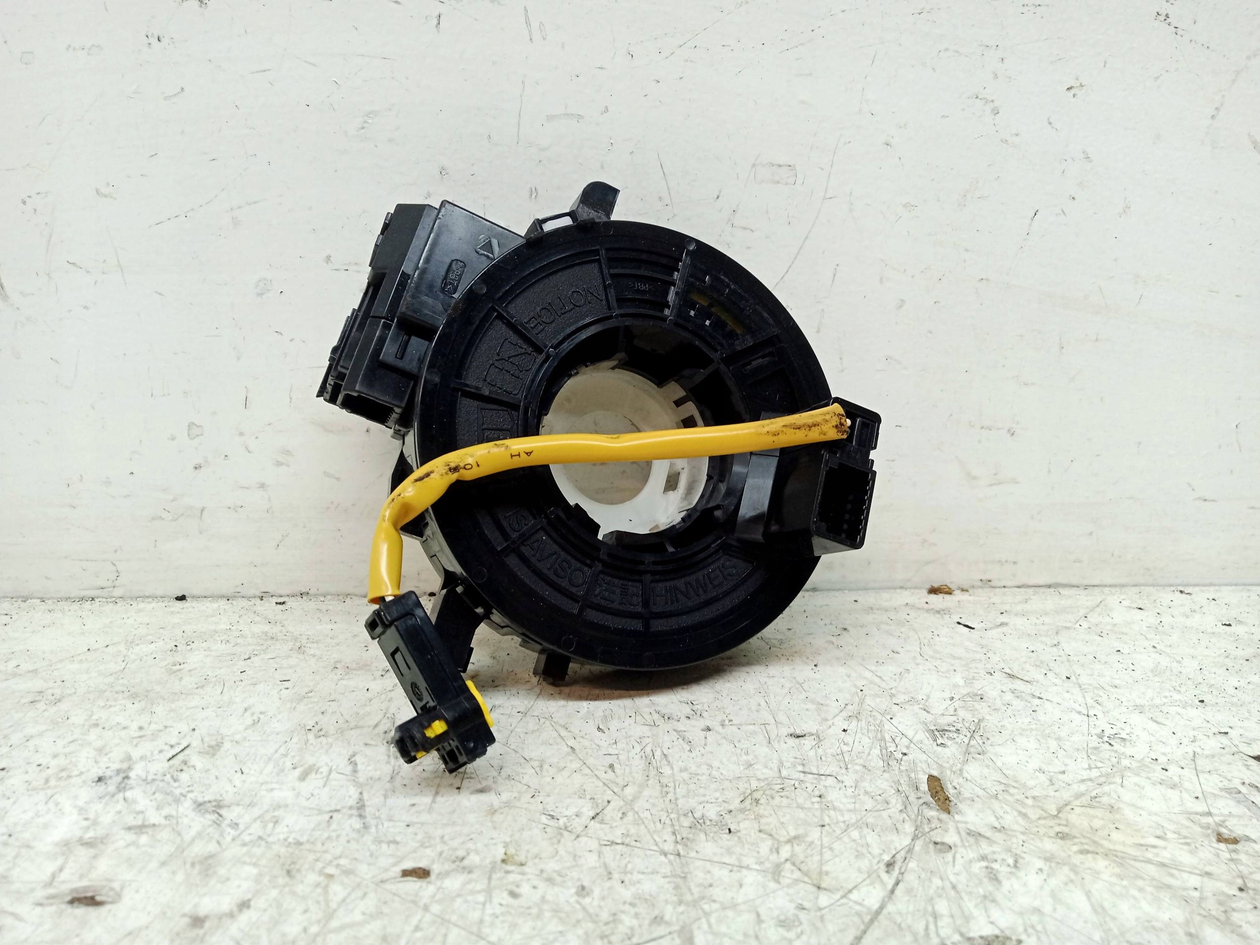 SUZUKI SWIFT MK8 ring below steering wheel, ZWIJAK 2019R