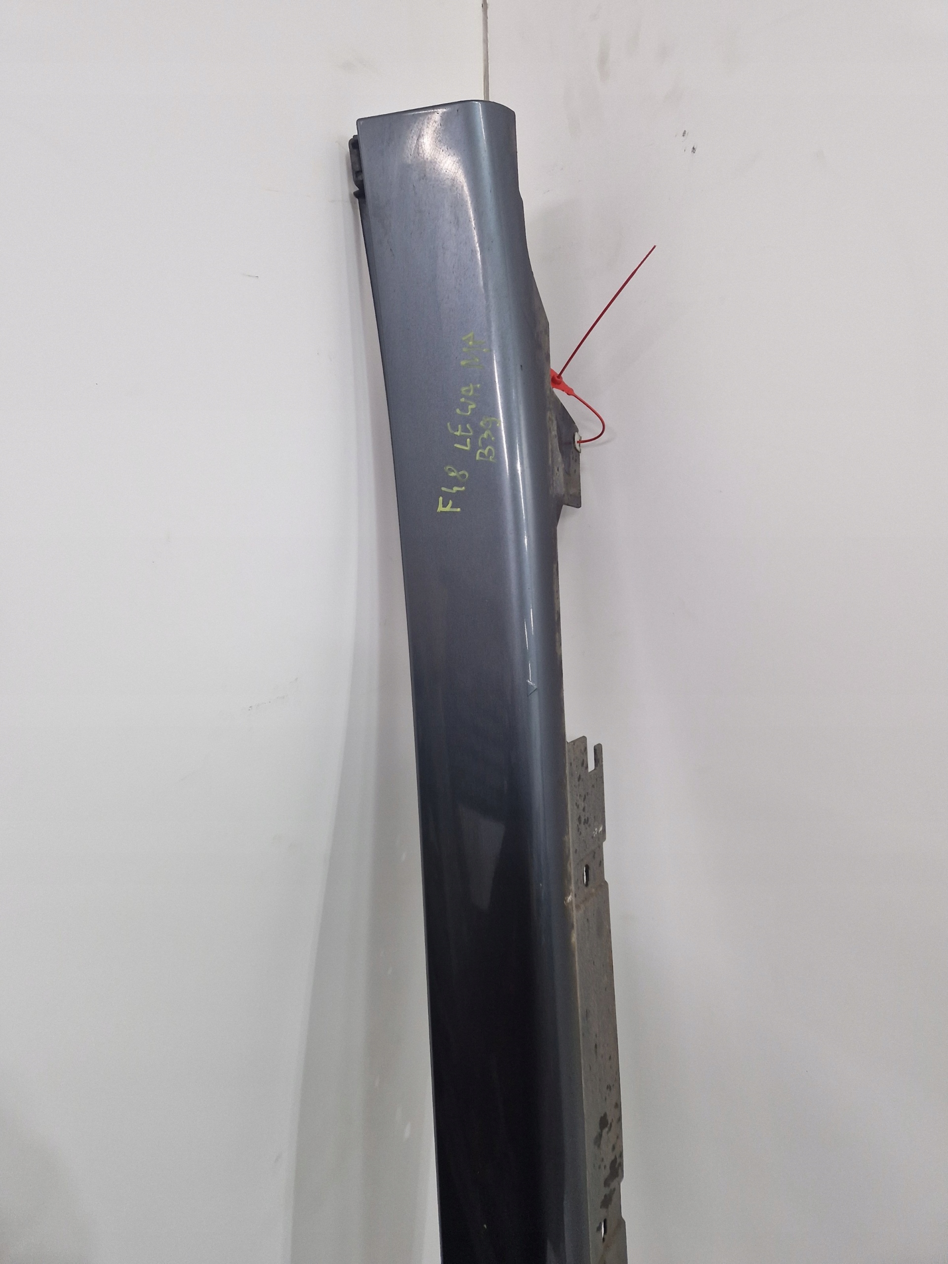 moulding threshold left BMW X1 F48 M PAKIET B39