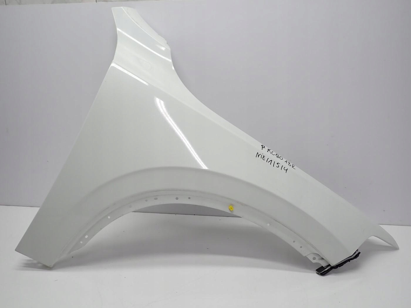 BŁOTNIK PRAWY PRZÓD ORYGINAŁ VOLVO XC90 II 18R