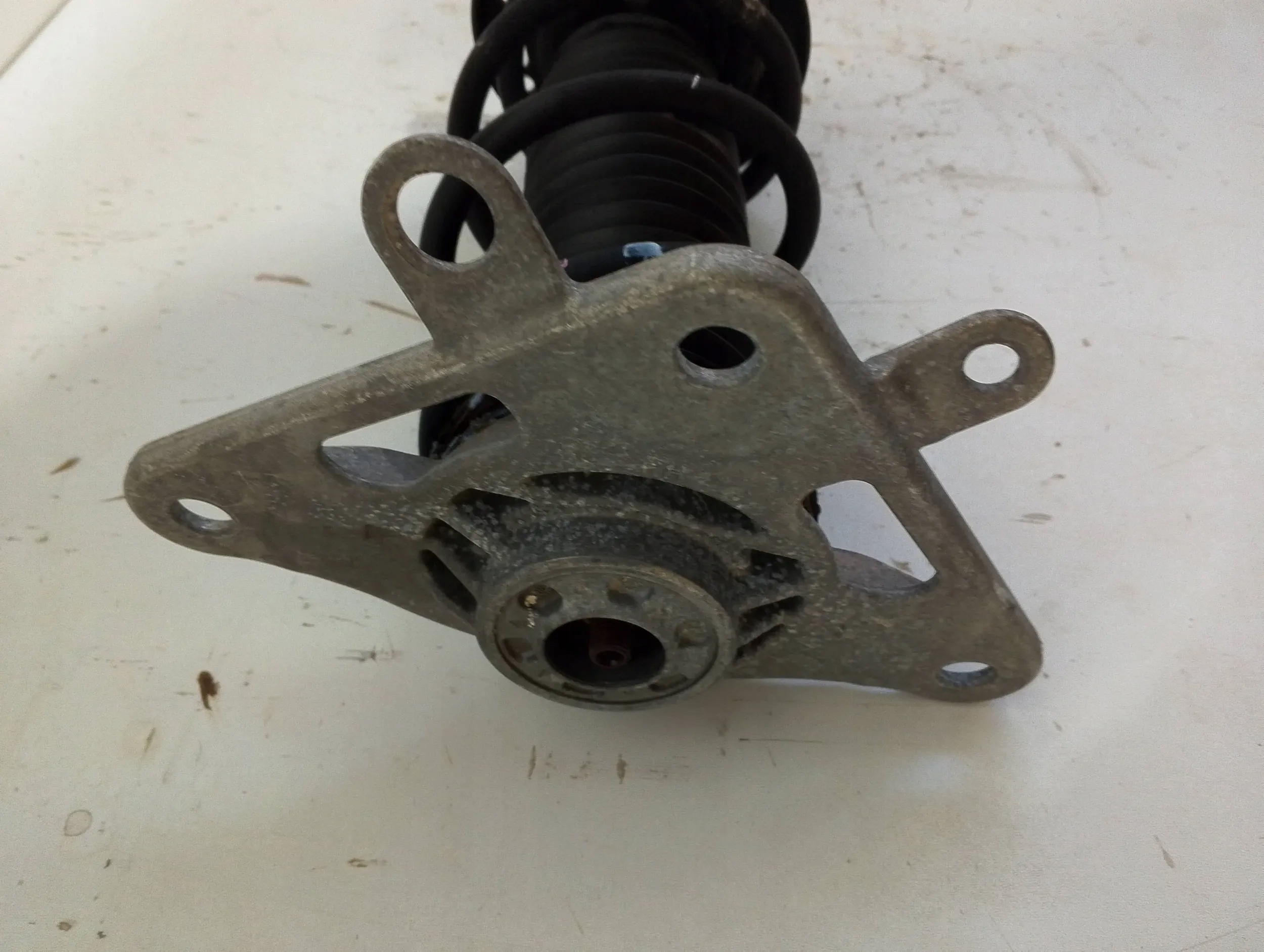Jeep Compass II Stoßdämpfer hinten rechts 68359648AA (F168)