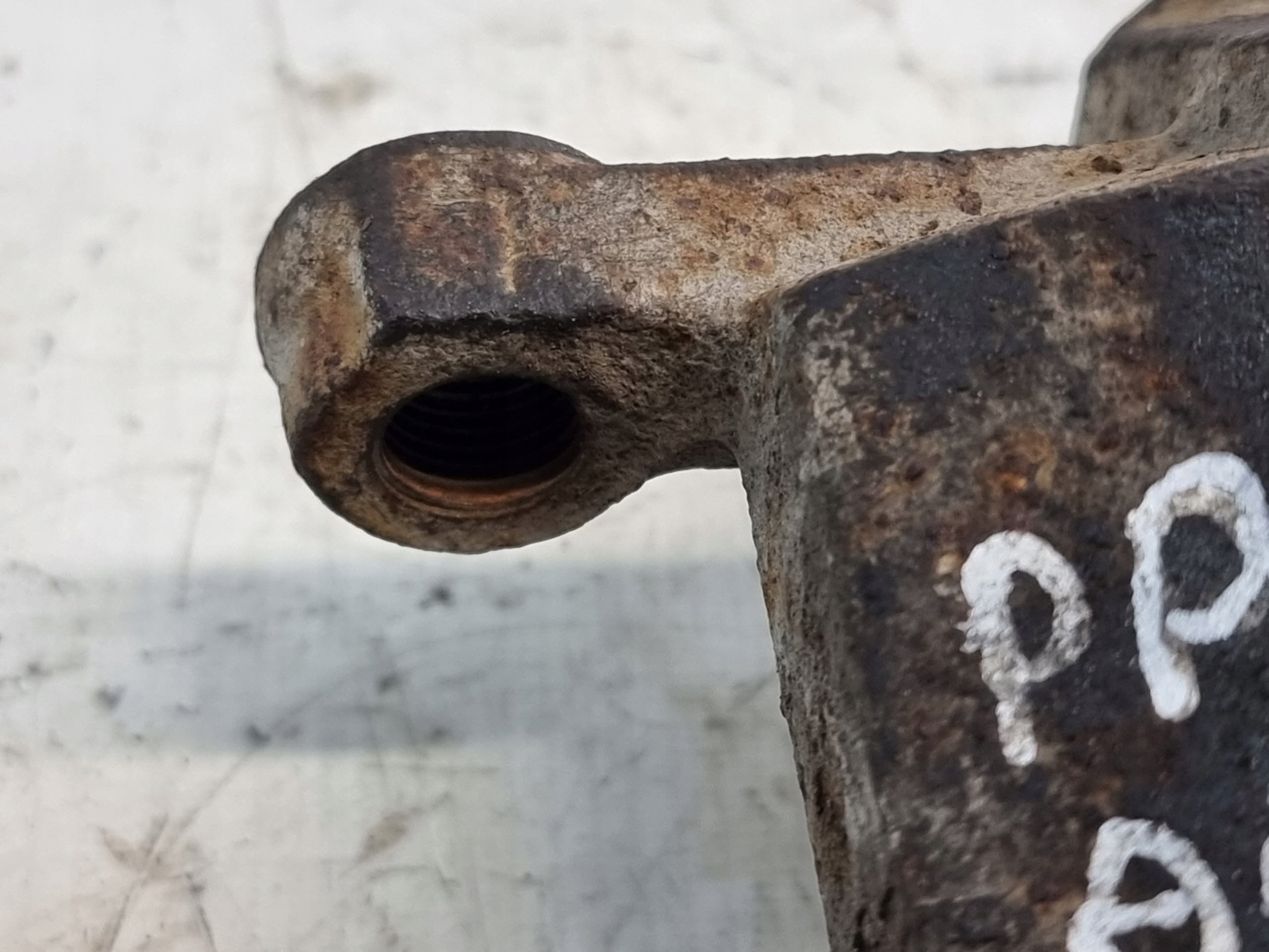 caliper brake right front OPEL FRONTERA A 2.5 TDS