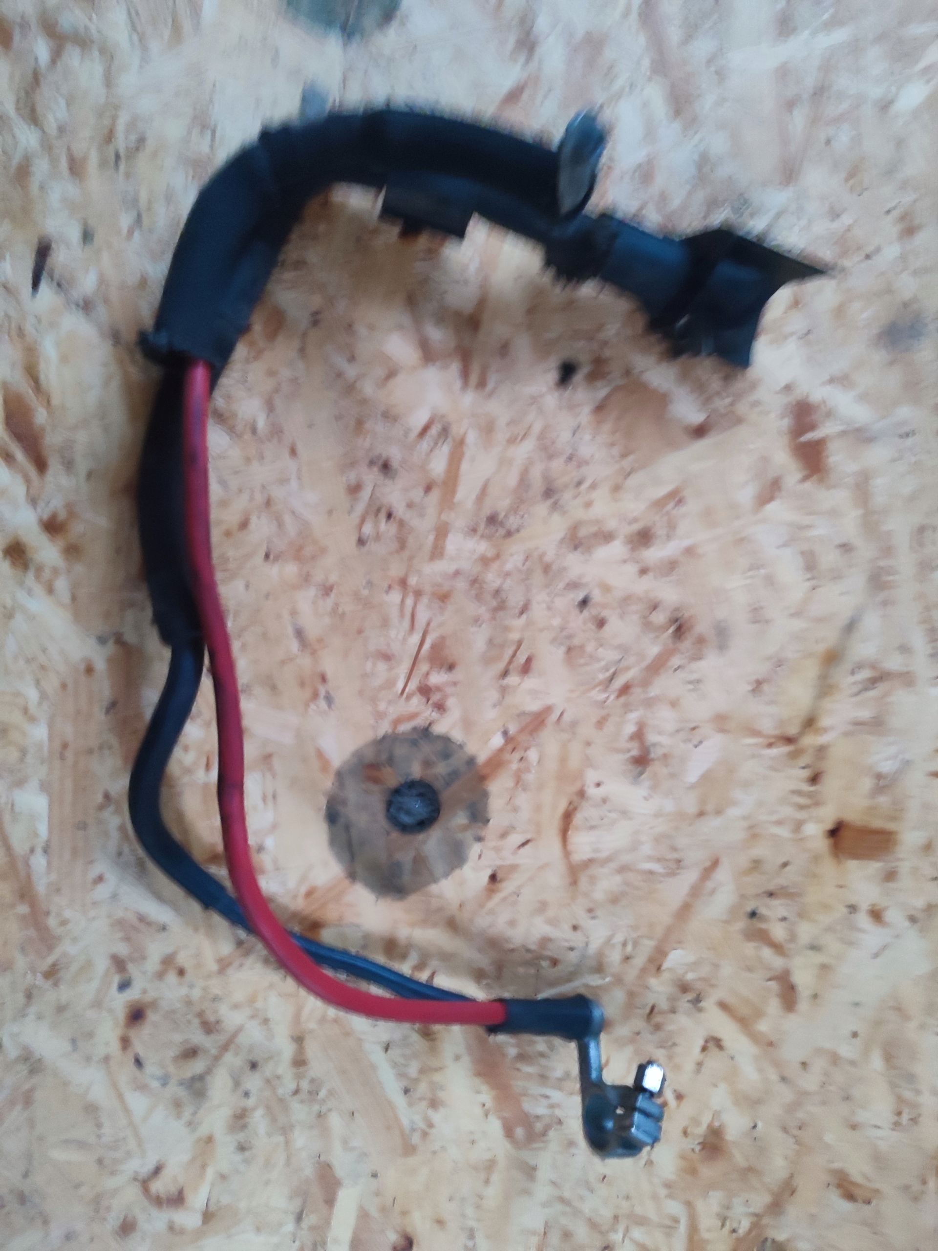 Borne pour batterie Volvo S60