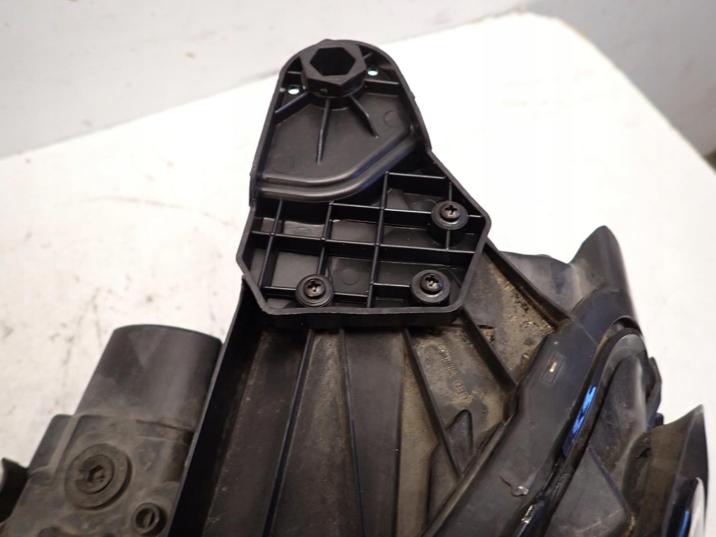 light front front left MERCEDES E-KLASA W213 2016- FULL LED A2139063904