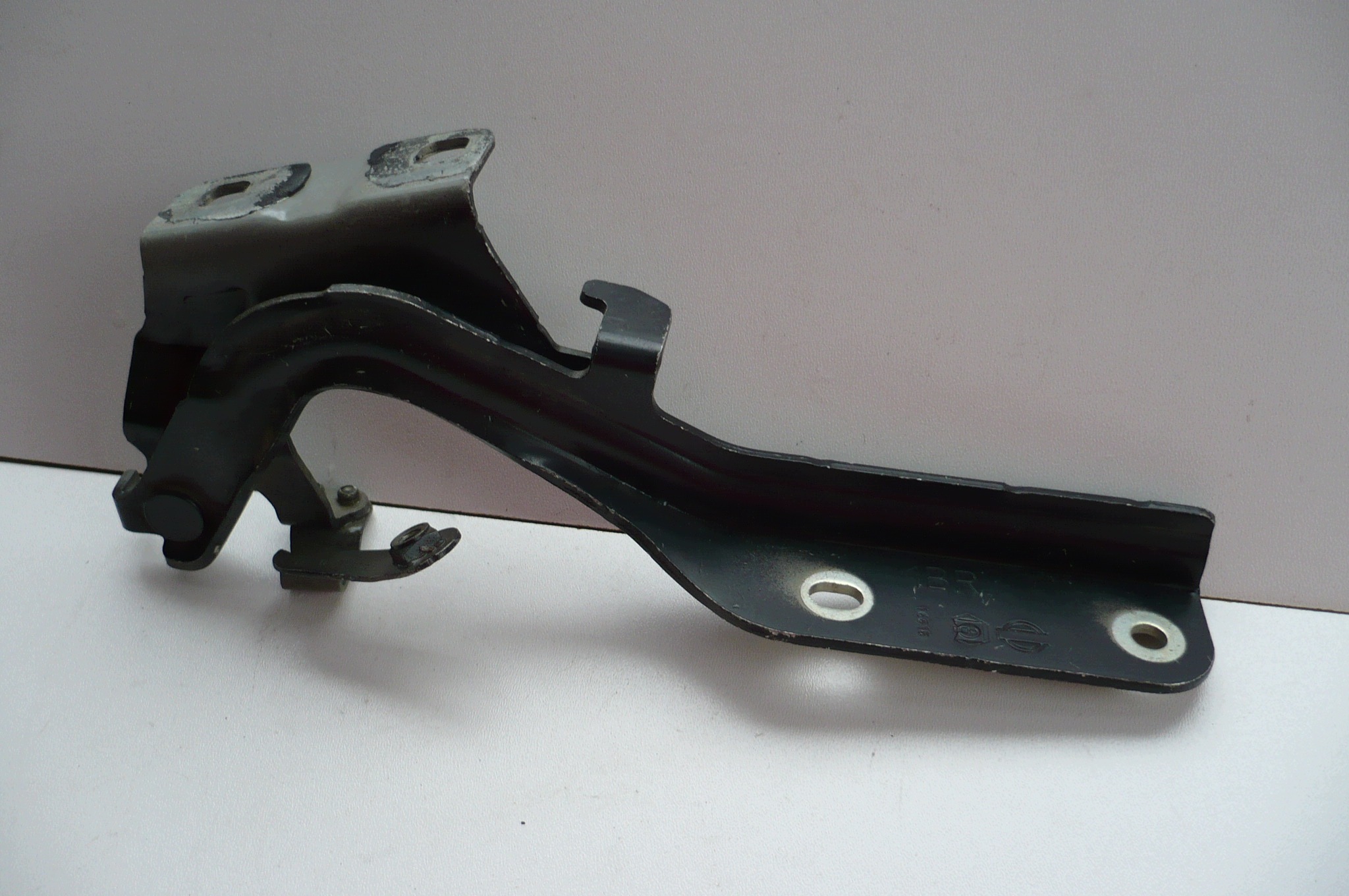NISSAN JUKE and F15 11- hinge bonnets right front