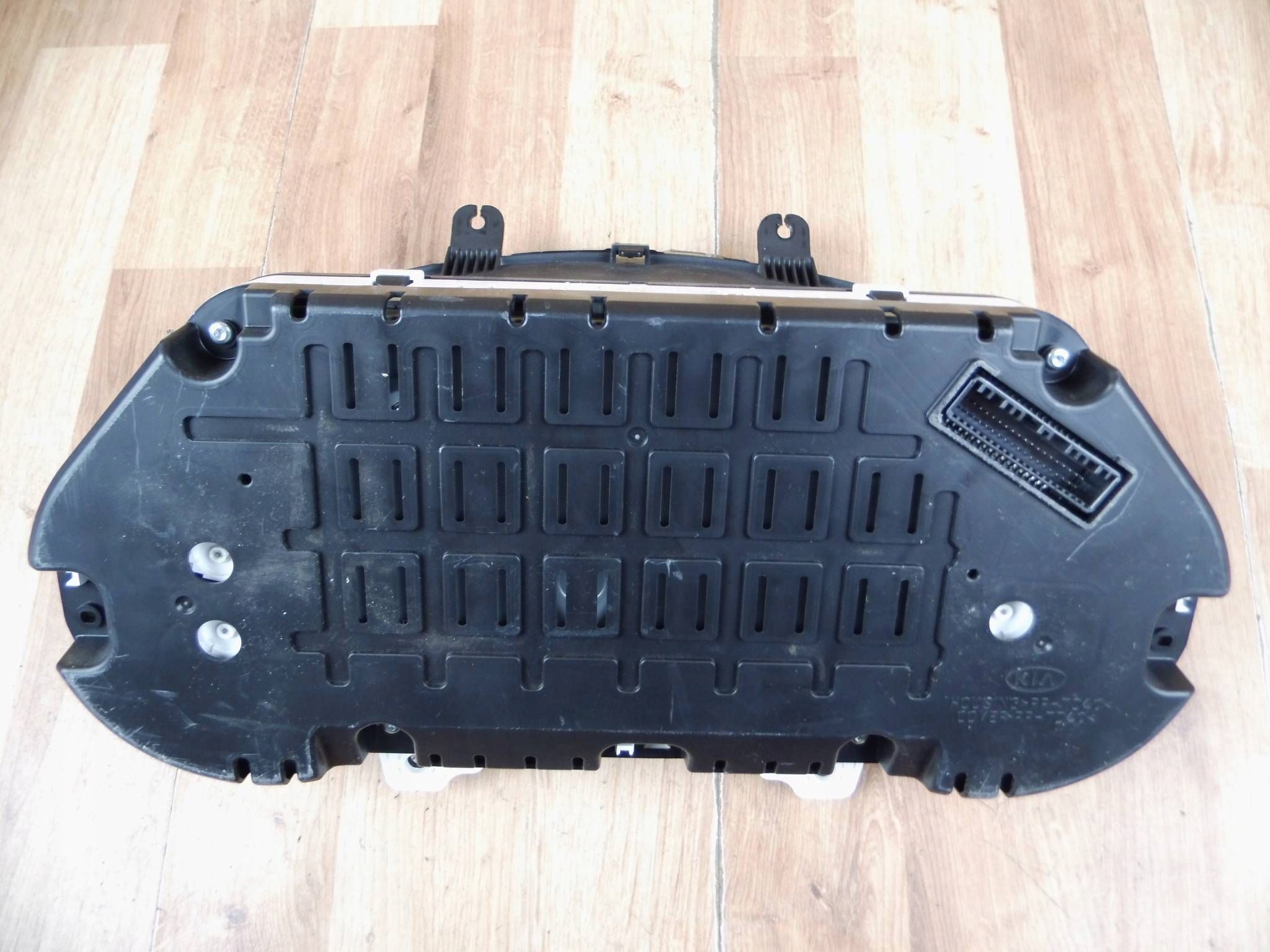 Kia Sorento III 2.2 DIESEL dials