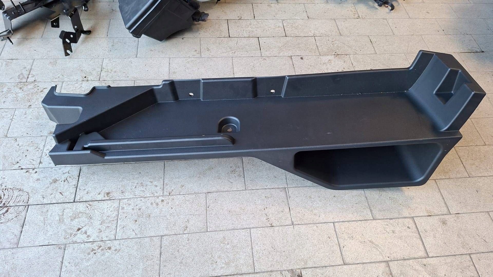 upholstery side passenger compartment boot Renault Arkana D27601JL000