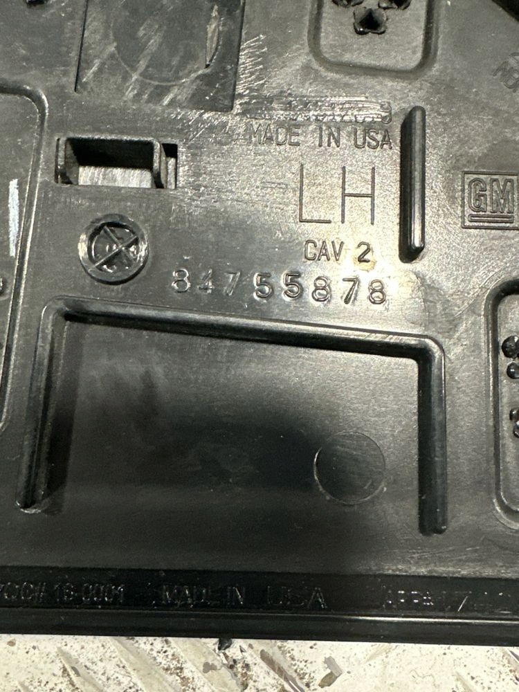 элемент Двери Chevrolet CORVETTE C8 84755878