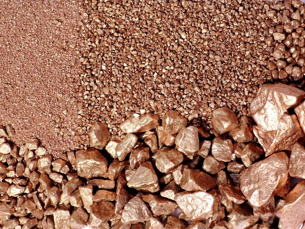 PIASEK MOSIĄDZ OZDOBNY METALIK LAS W SŁOIKU 0,5 KG Marka Blue Way